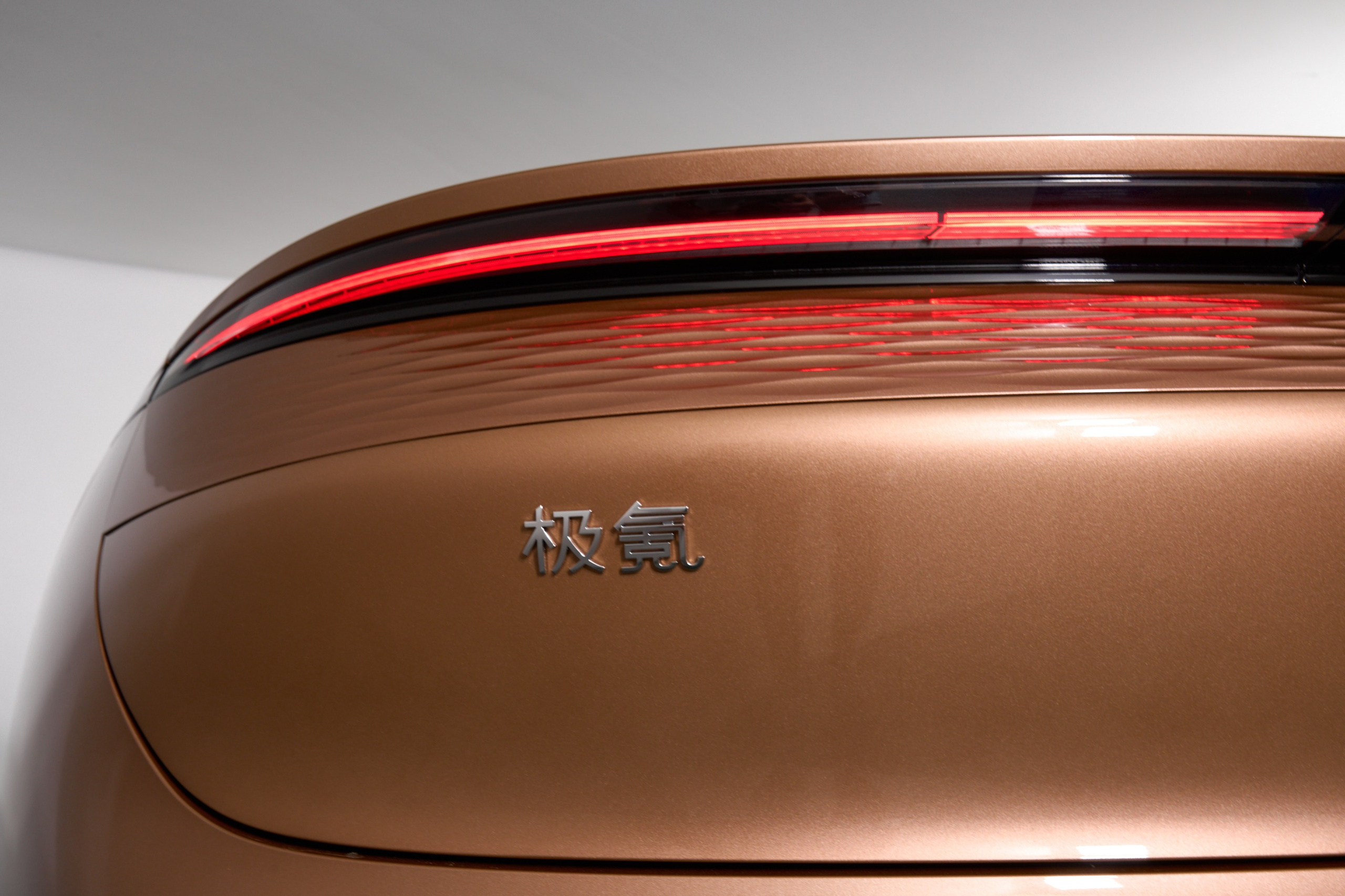 Zeekr 007_2. Фотограф Николай Прокофьев модельные тесты в Москве