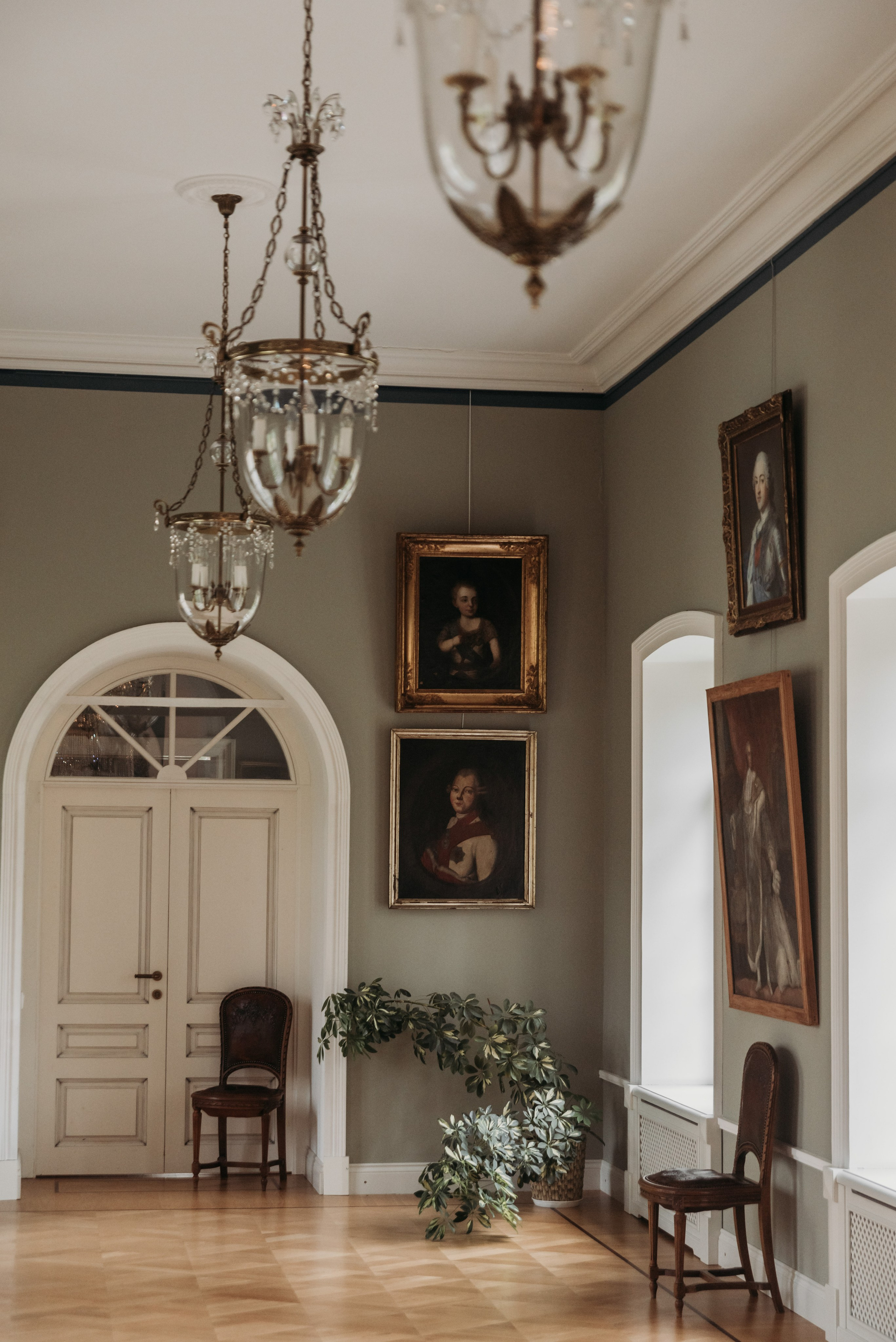 Свадебная фотосессия в Твери в красивой локации в замке в Московской области. Свадебный фотограф в Твери, Москве и Санкт-Петербурге Денисова Екатерина