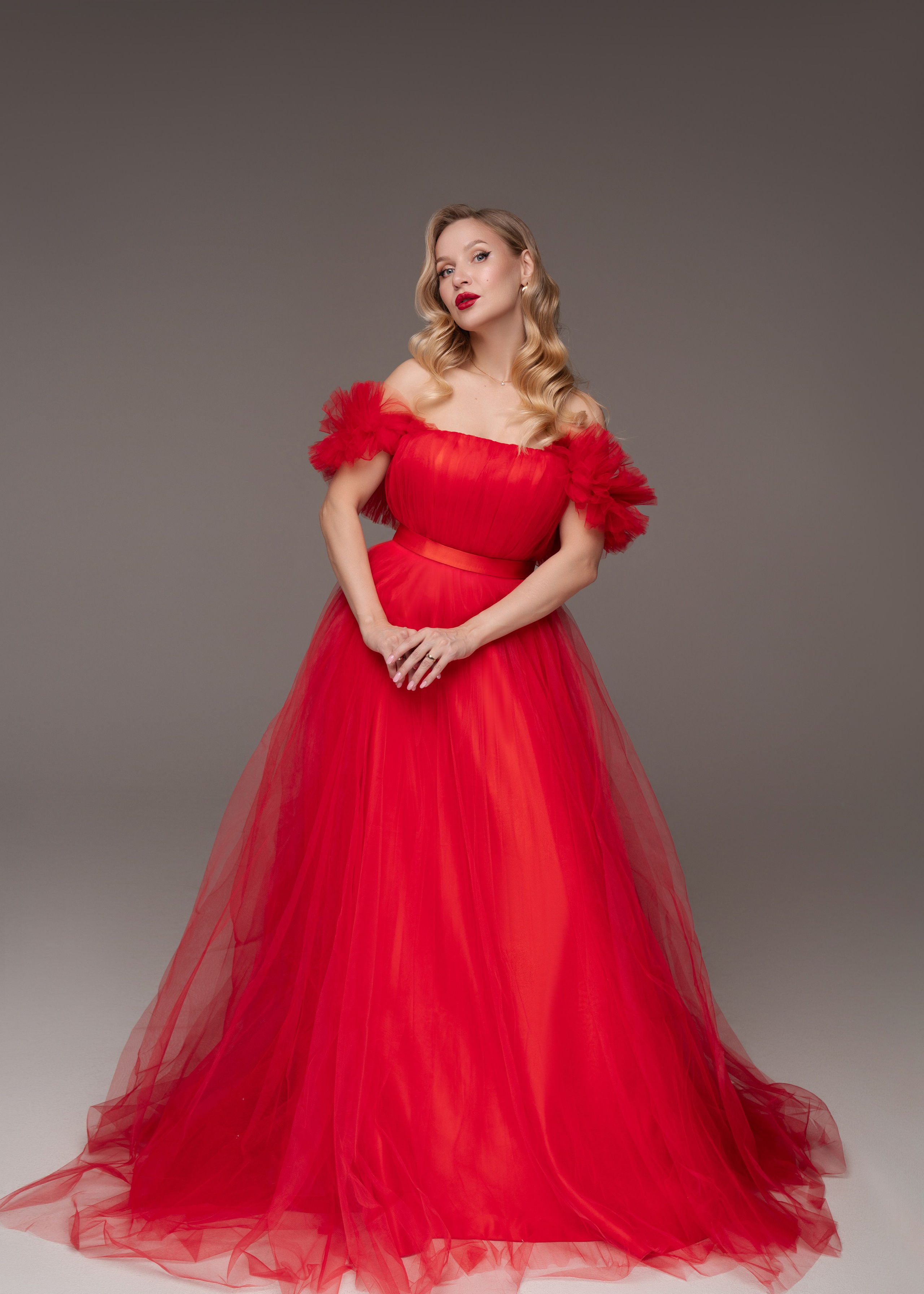 Платья. Оксана Волик фотограф в Архангельске. Аренда фотостудии White Studio