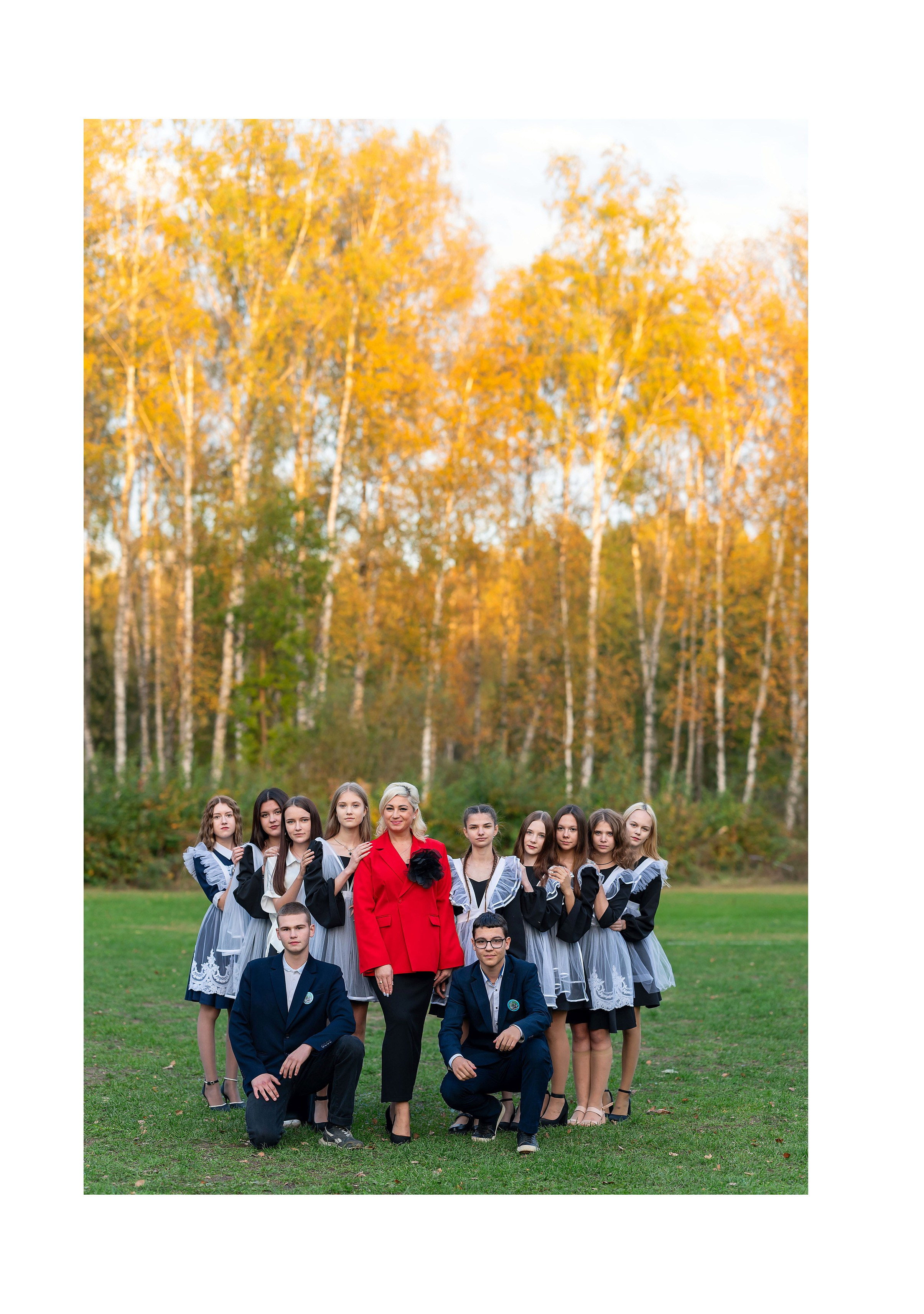 Альбом общей вёрстки для старшей школы 23×30 15 разворотов. Семейный фотограф в г. Воскресенск Наталия Молева