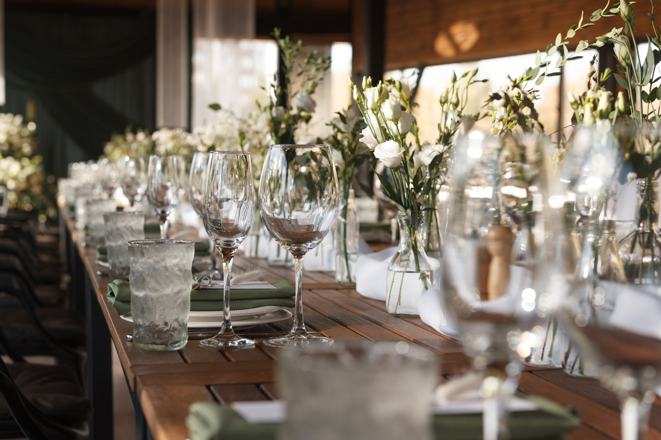 Свадьба в ресторане Берег в Москве. Праздничное агентство ПИОН