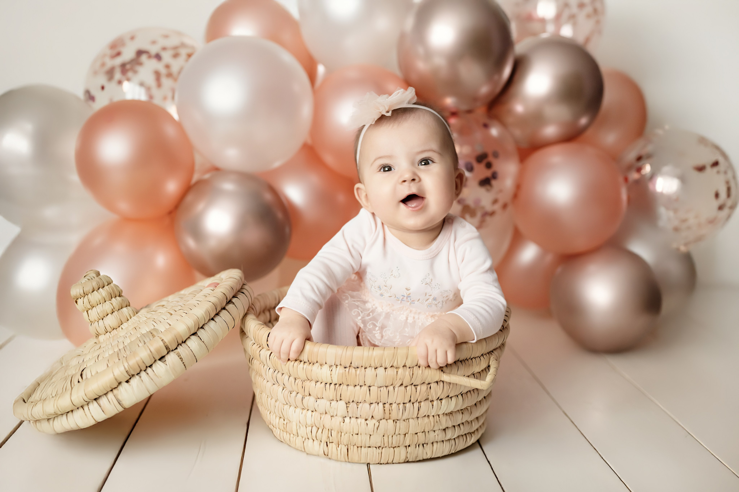 Съемка на 6 месяцев. Церковный фотограф на Таинство Крещения и Венчания в Оренбурге и Оренбургской области Екатерина Белкина