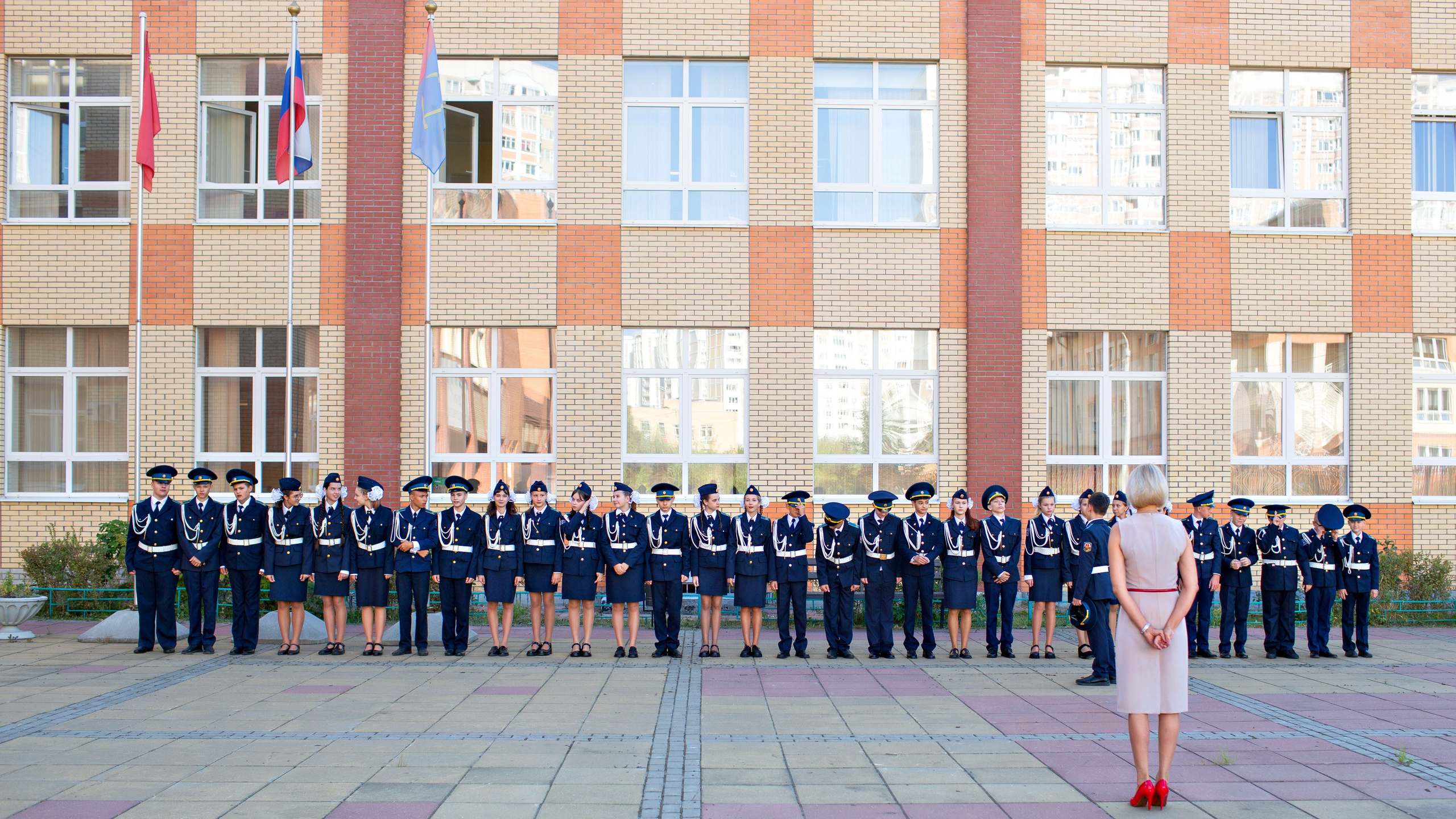 Фотосъемка 1сентября, Гимназия № 7, г. Подольск. Выпускные альбомы и школьный фотограф в Подольске, Троицке, Щербинке, Москве и Московской области