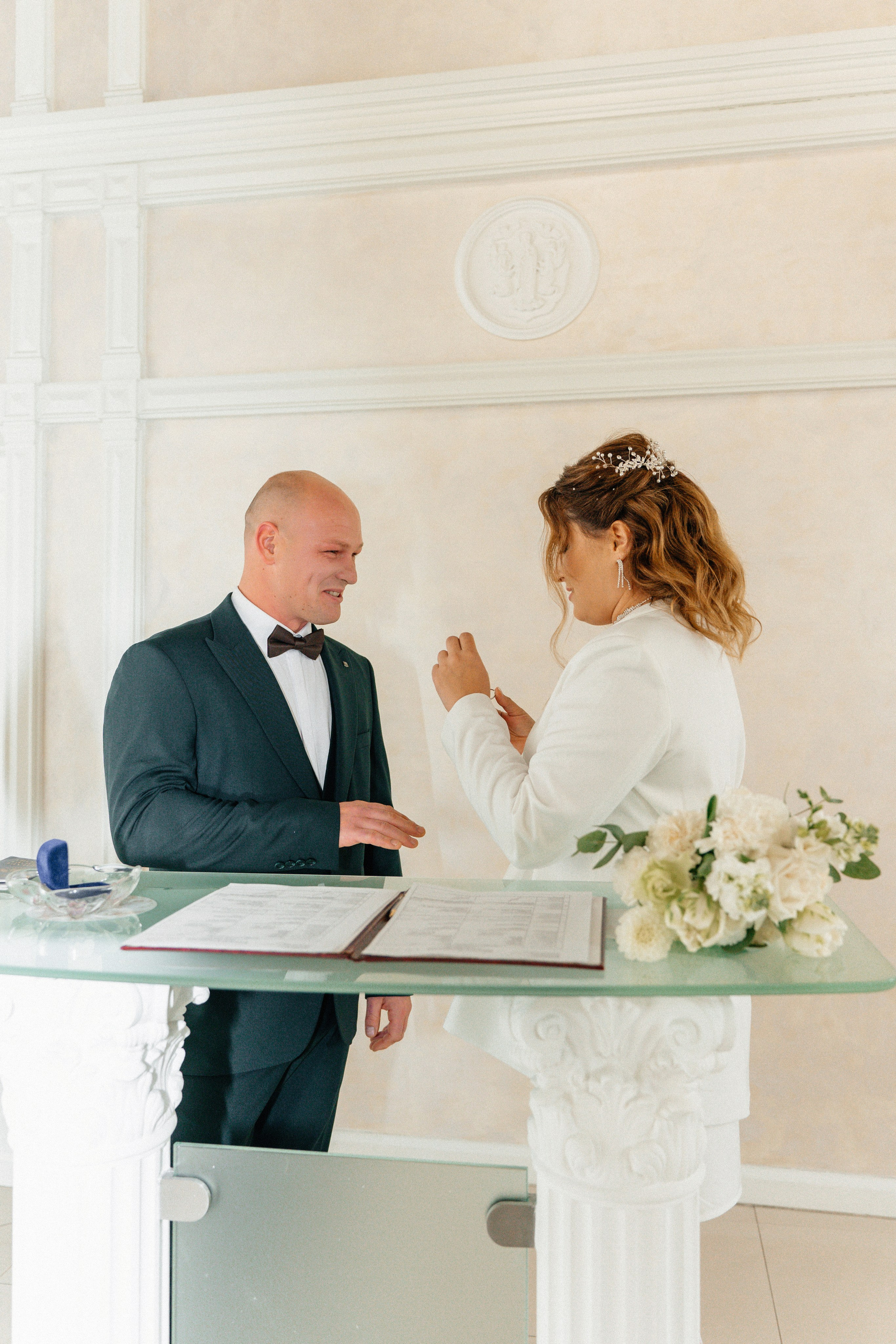 ЗАГС Центрального района. Ваш семейный фотограф в Минске — Вика Трегубова