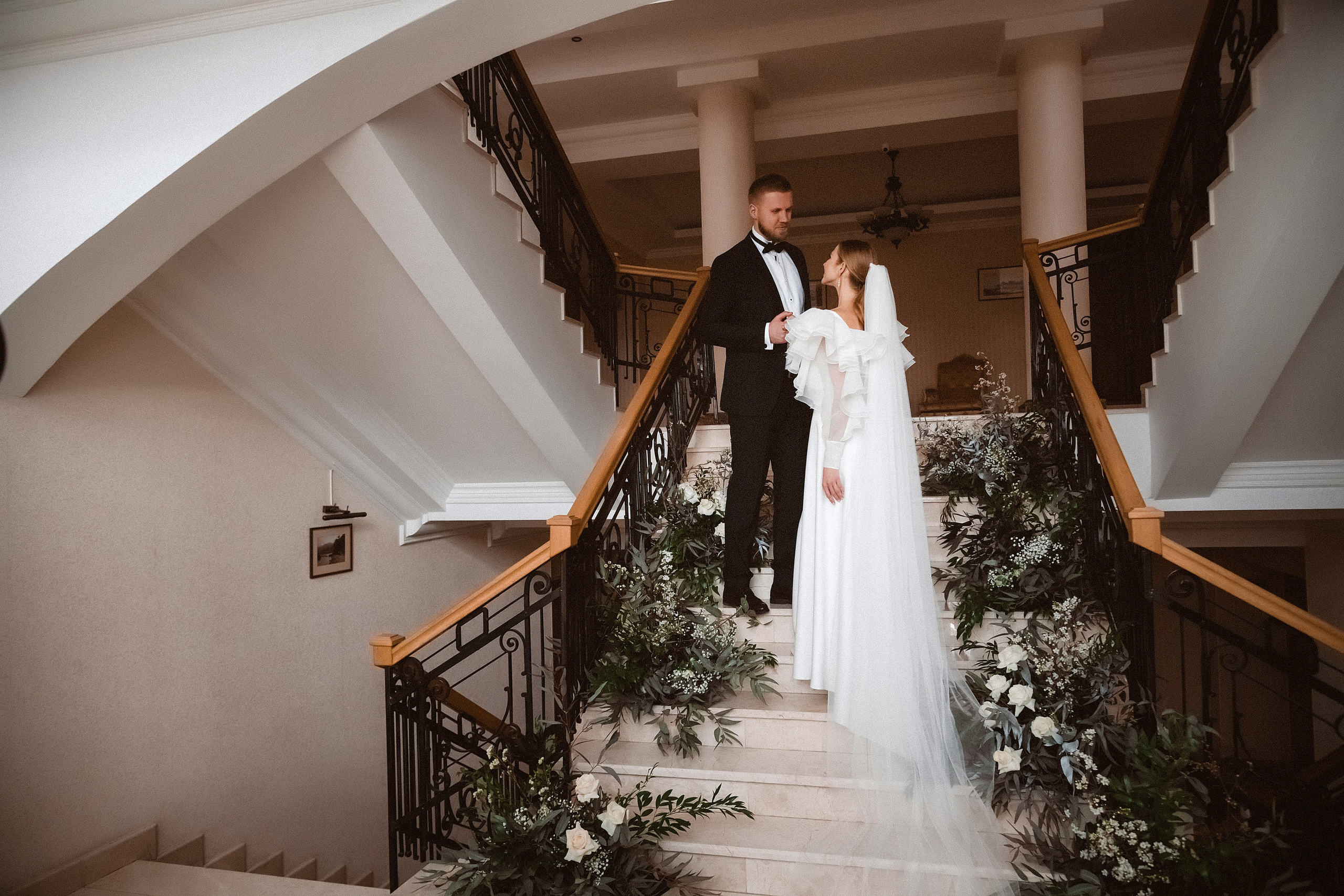 Свадебная фотосессия в отеле RIVIERA SUNRISE RESORT & SPA. Свадебный и семейный фотограф и видеограф, Крым, Москва, Санкт -Петербург