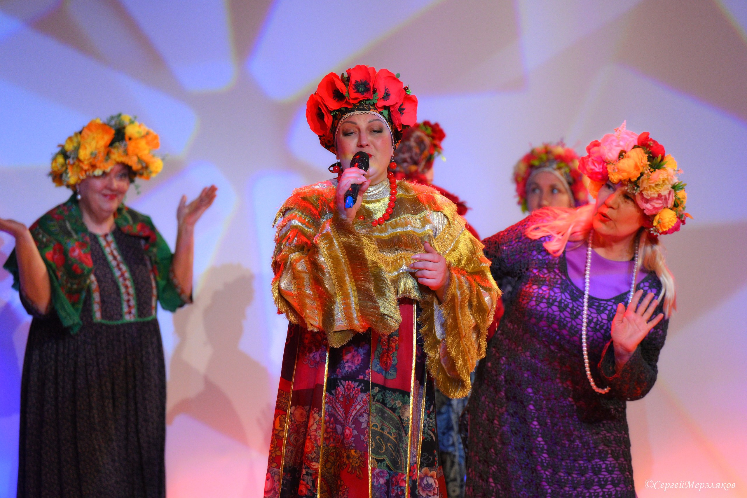 Концерт Марии Толстухиной. Ижевск 07.04.2024 ДК Строитель. Спортивный репортажный фотограф в Ижевске Сергей Мерзляков