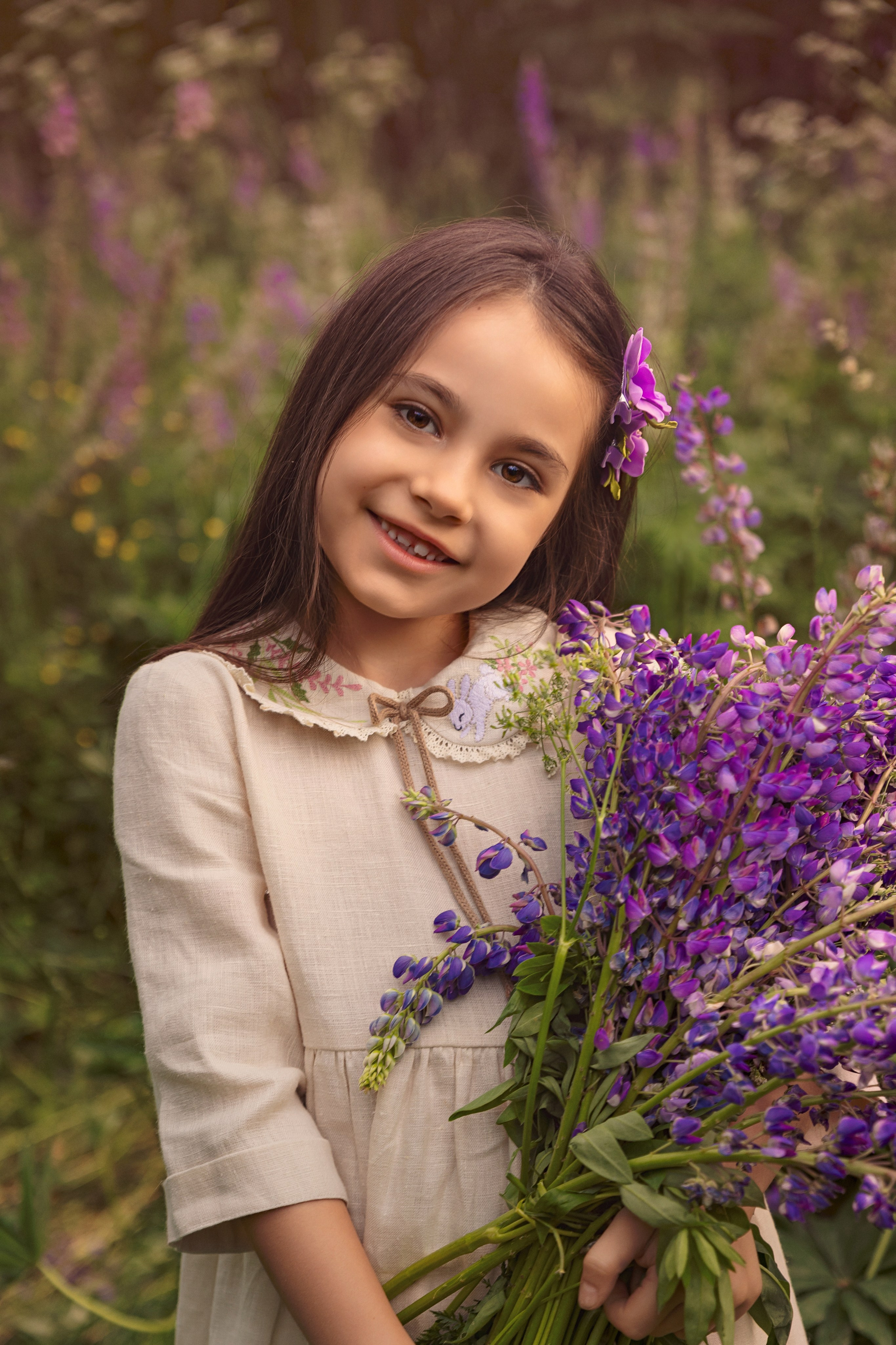Милая детская фотосессия в люпиновом поле. Трубинова Екатерина | Семейный фотограф | Москва