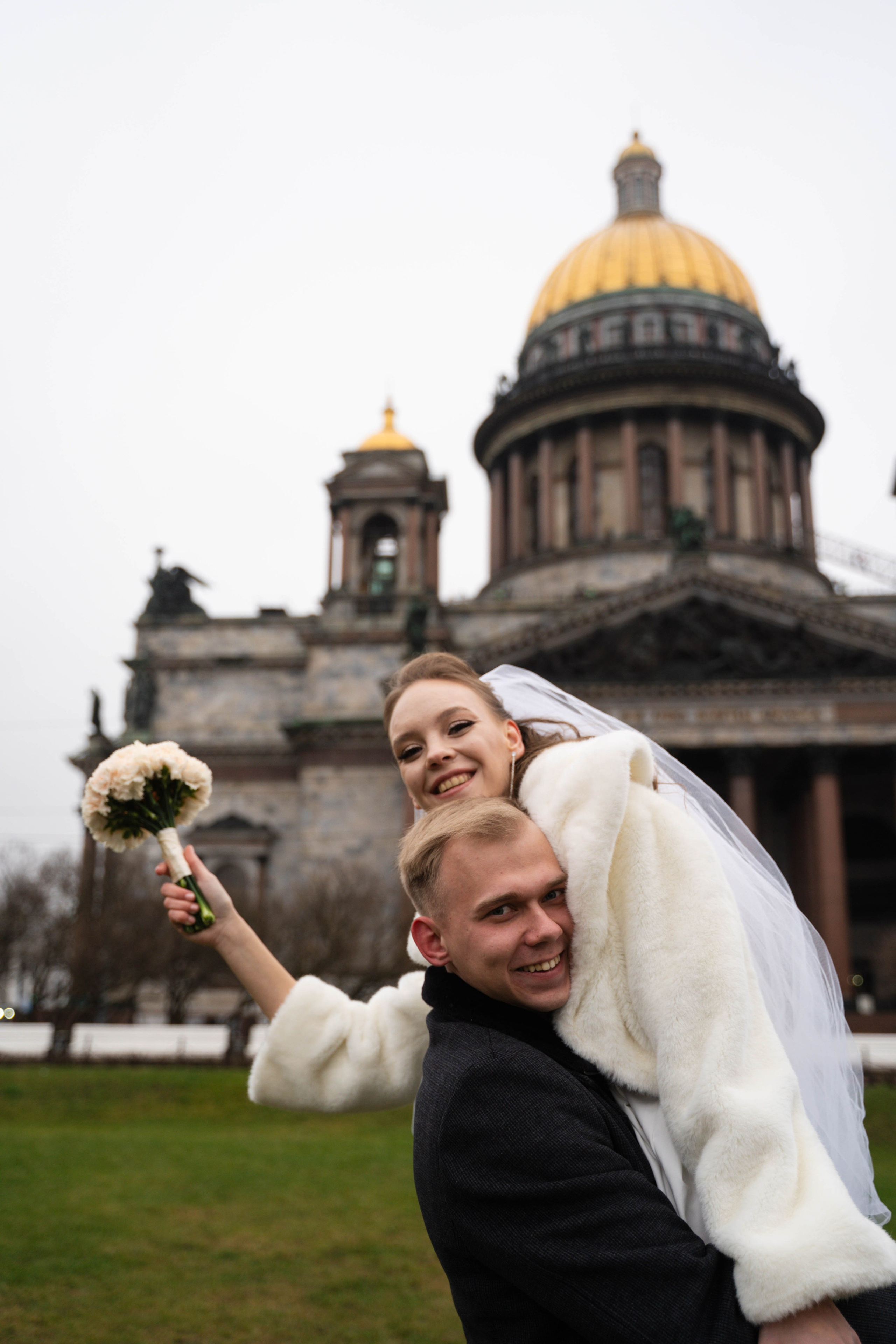 Свадьба. Александра Стрелина. Актриса с фотоаппаратом