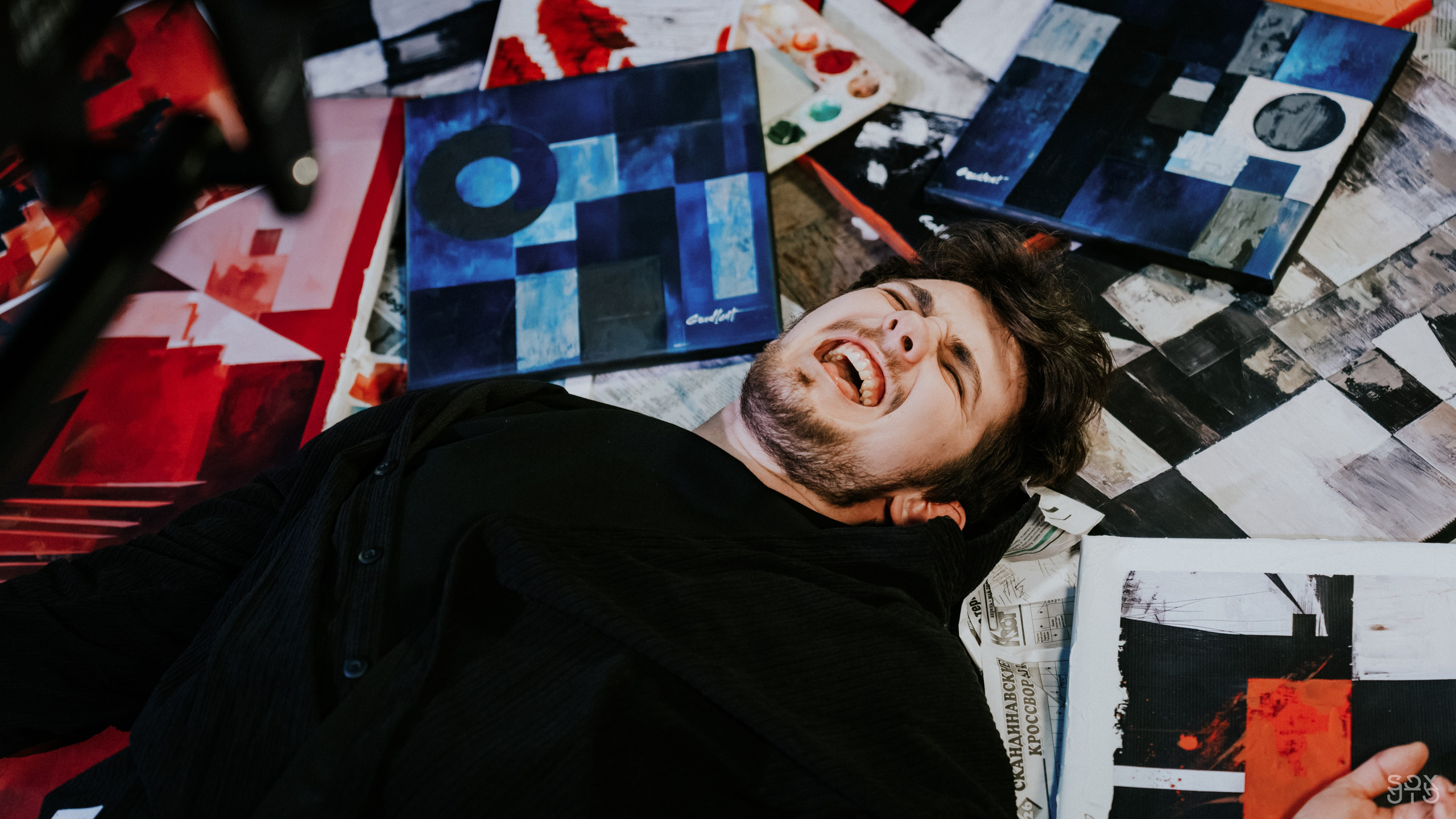 BAKED ROLL x Grad! ent