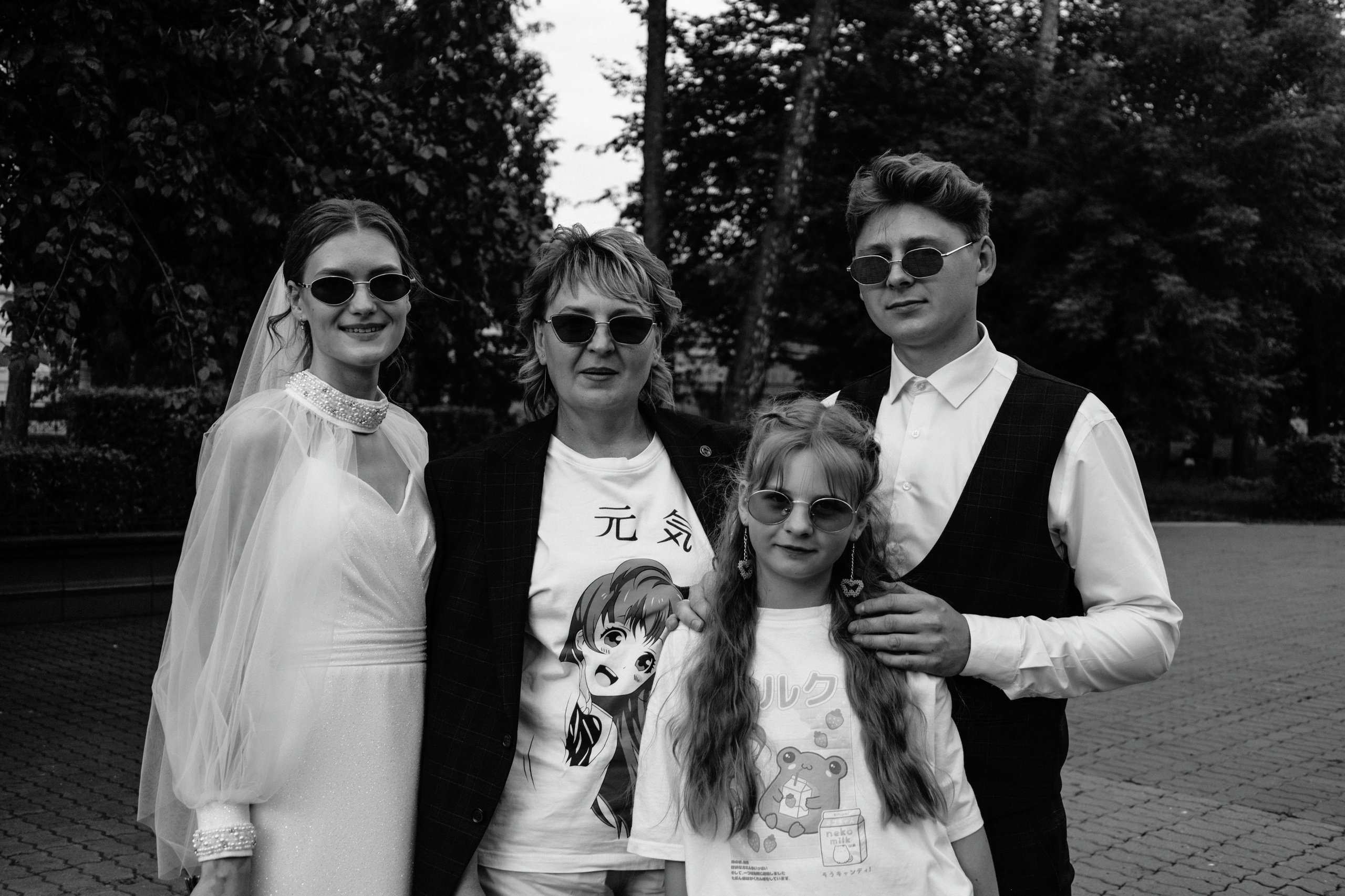 Владислав и Юлия Вечерняя прогулка по городу. Свадебный Фотограф в Иркутске Екатерина Елисеева