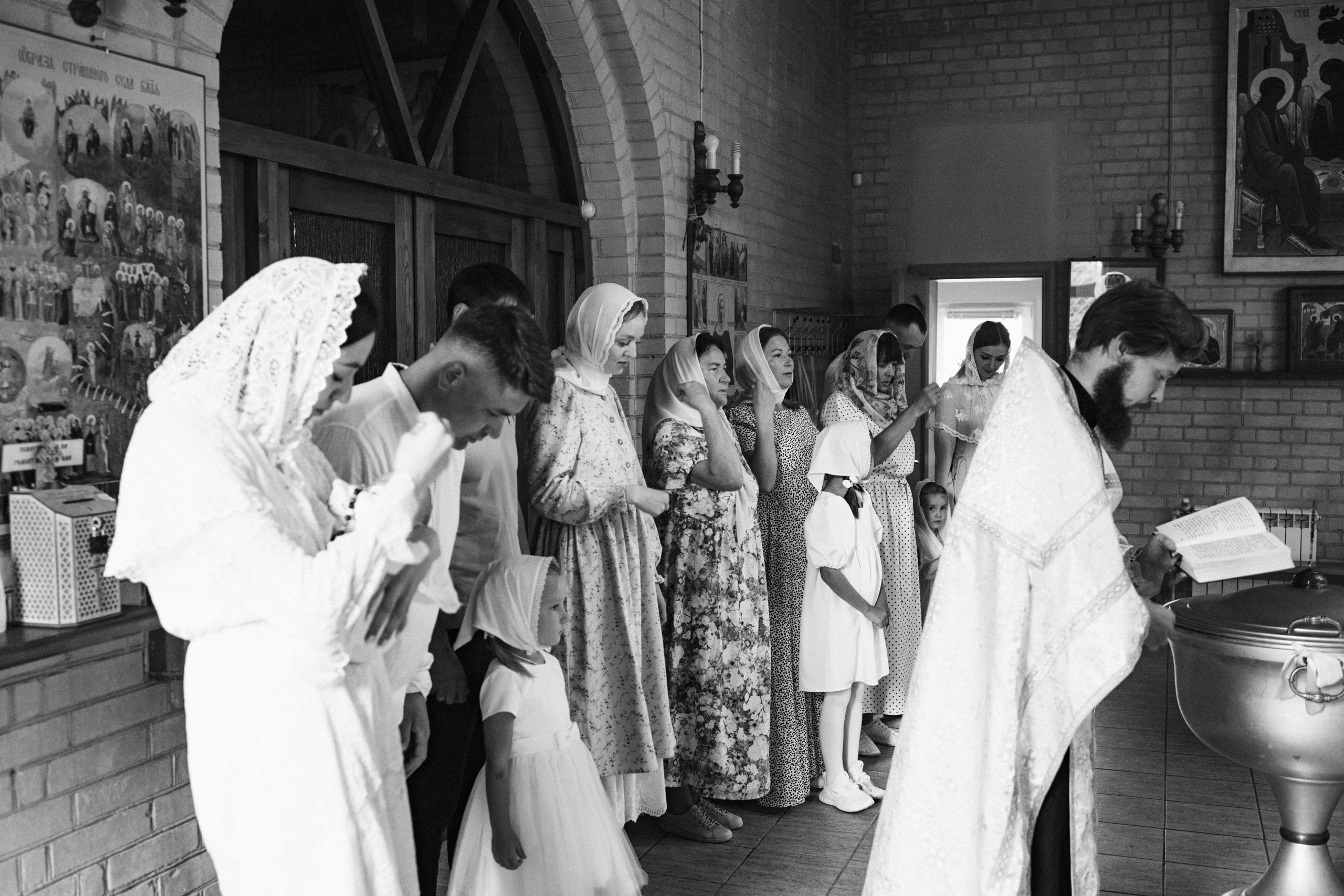 Таинство Крещения Ивана в Церкви Архангела Михаила. Детский и семейный фотограф в Пушкино, Мытищи, Москва Сергеева Светлана