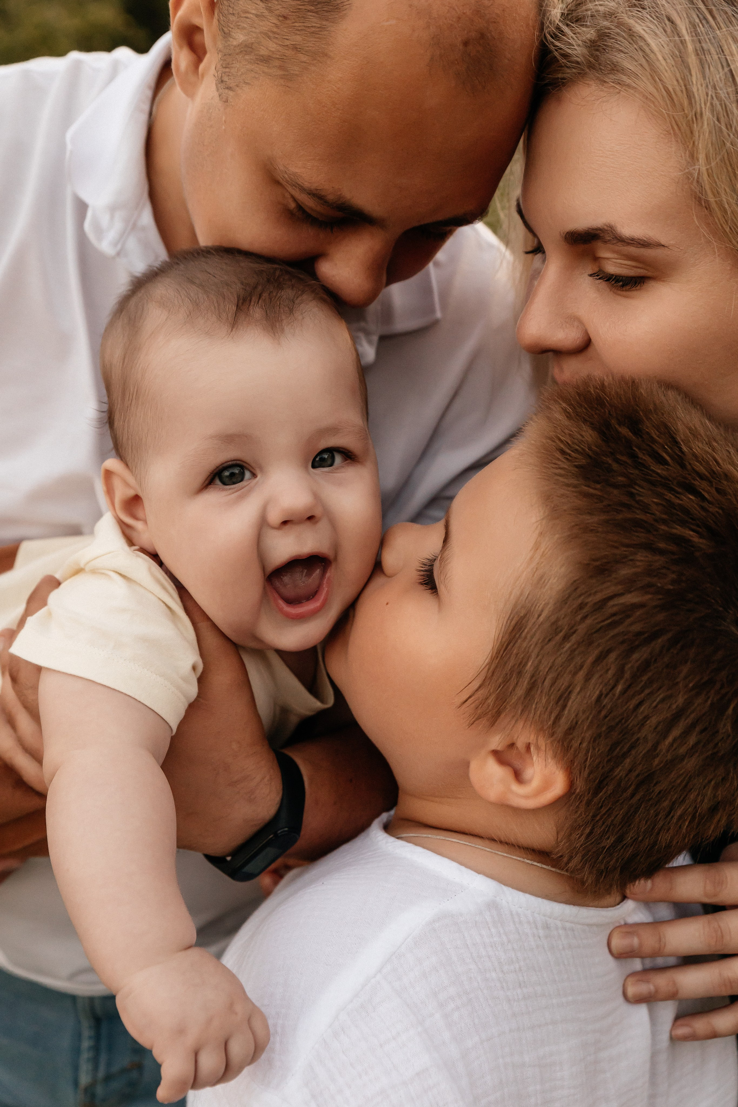 Ксения, Виталий, Артем и Максим. Семейный фотограф Минск Усова Ольга