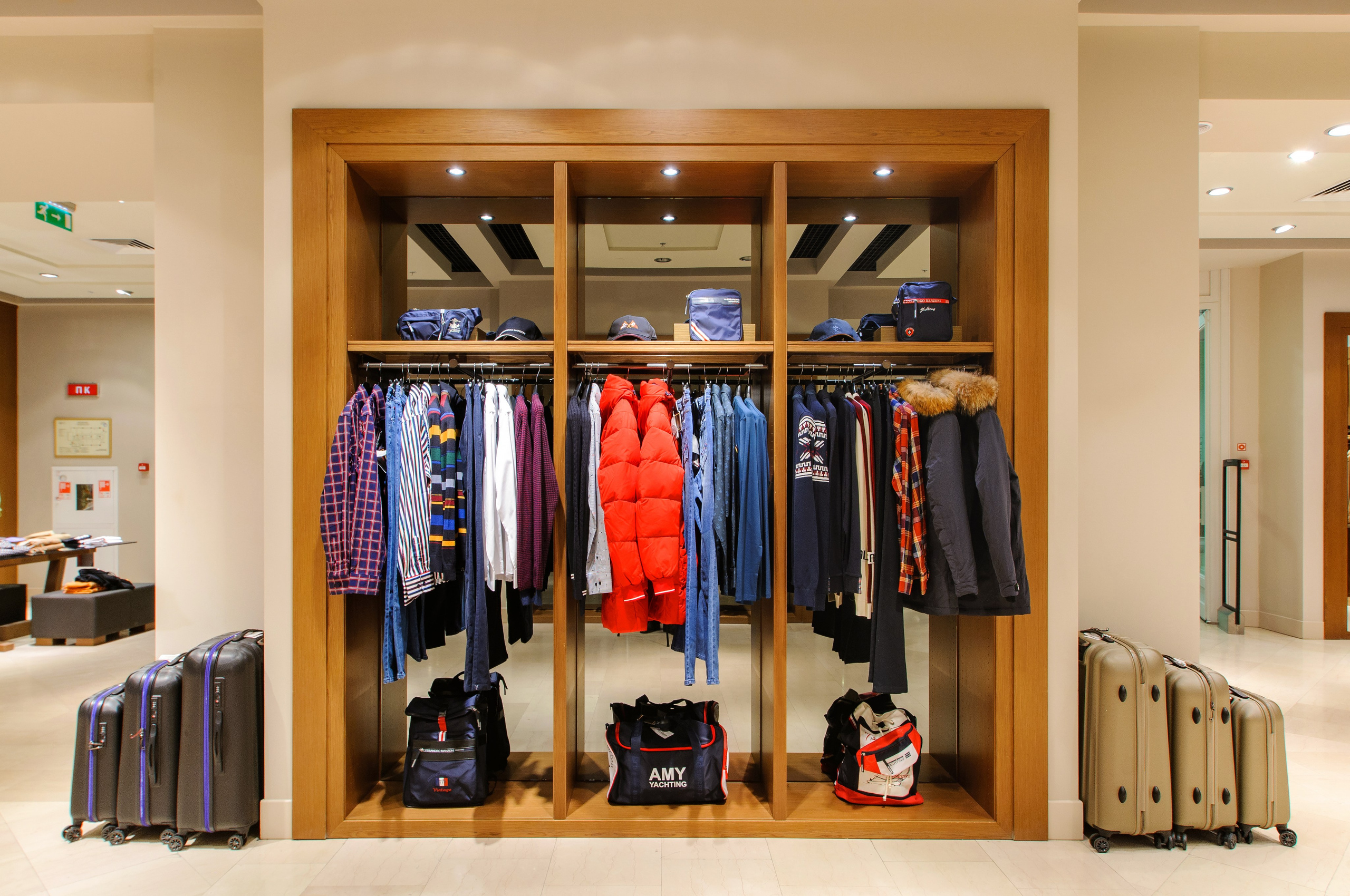 Магазин Lady & Gantleman CITY. Фотограф Сергей Сергеев