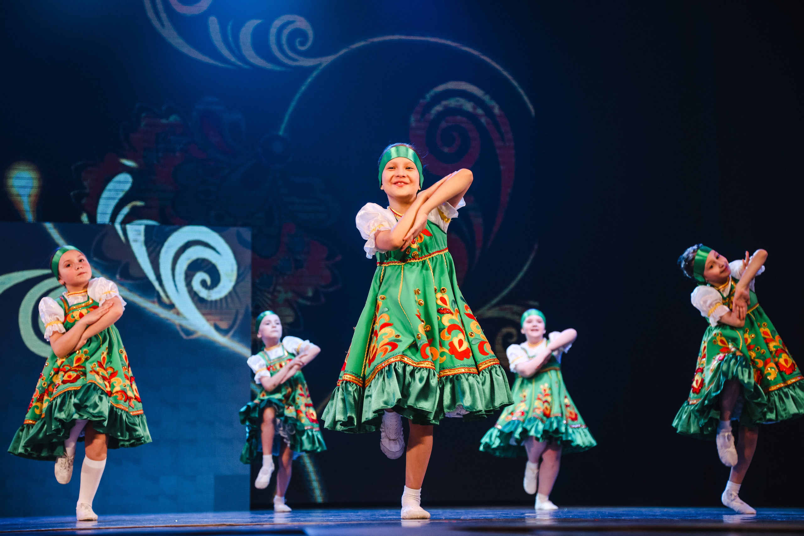 Отчетный концерт Dazz Crew & Искорки 2024. Роман Урумбаев фотограф Нижневартовск