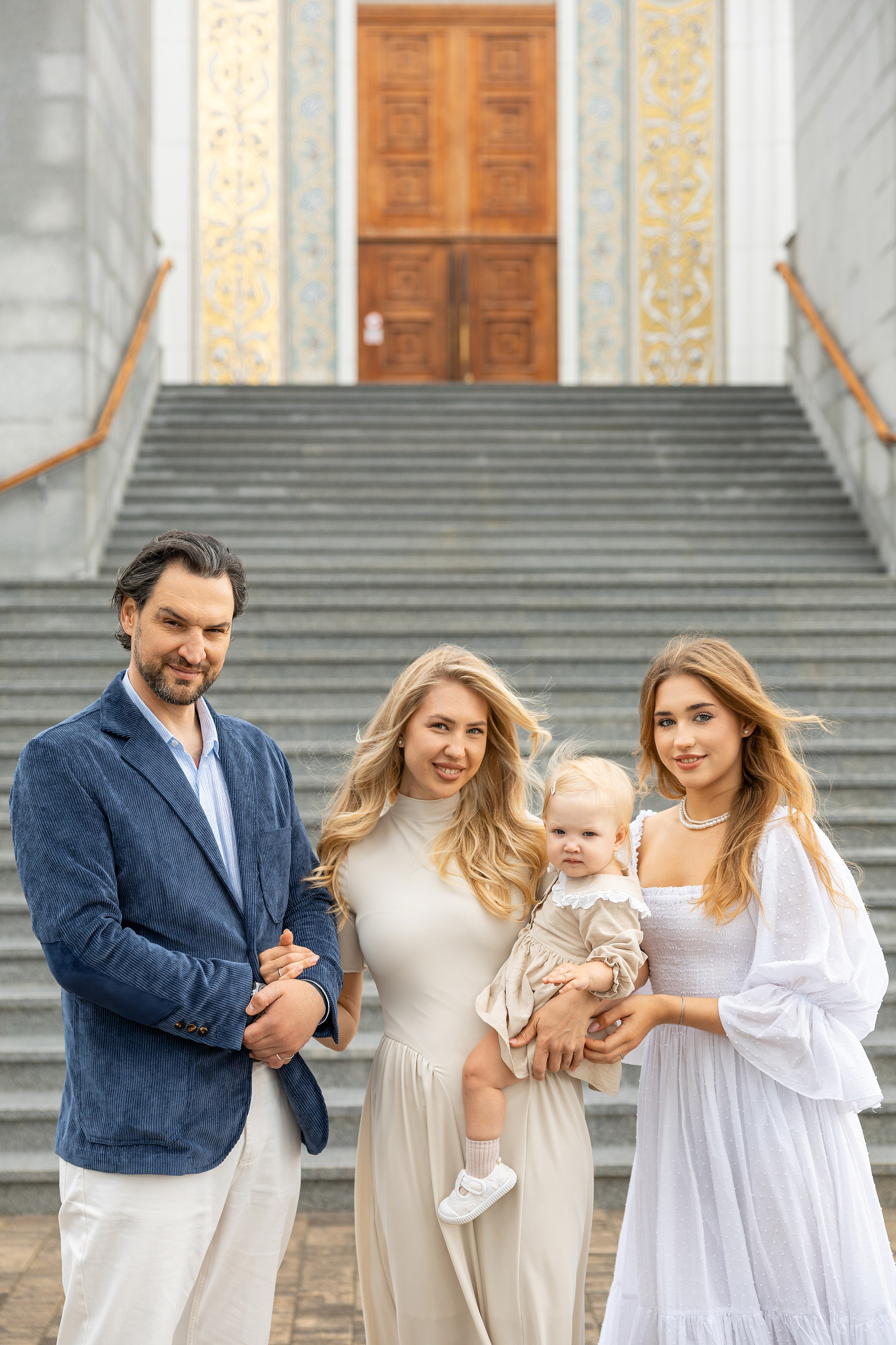 Крещение Аделины. Фотограф Крещение, Выписка москва