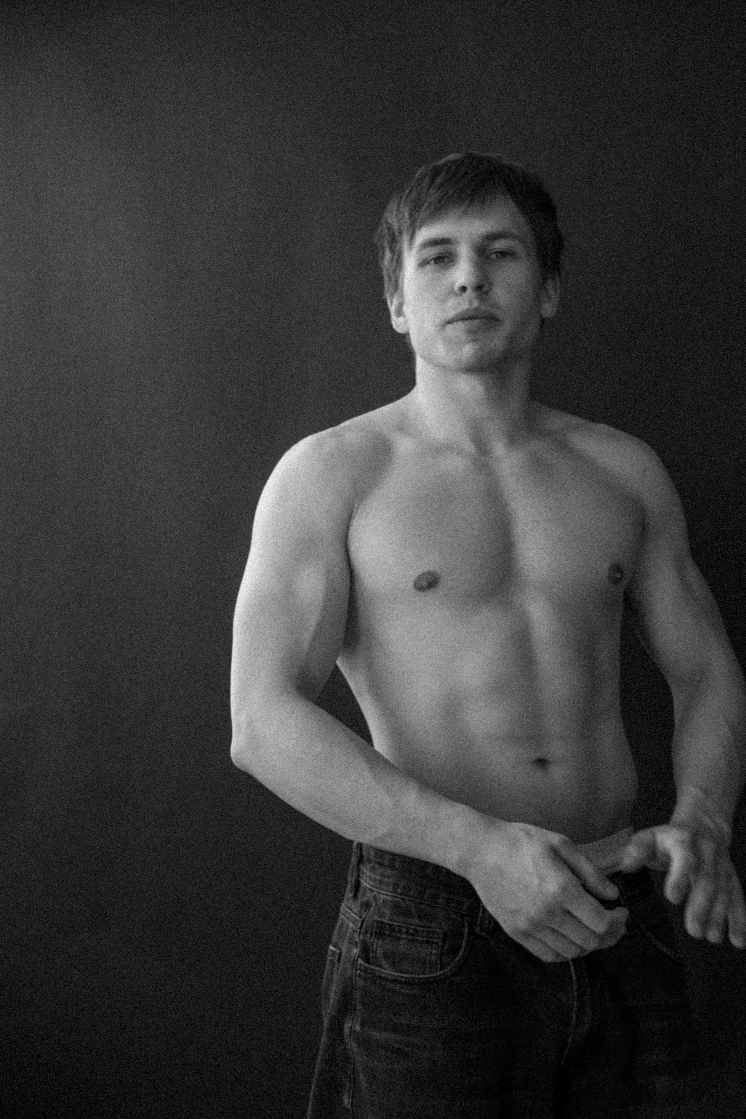 модельное портфолио молодого мужчины