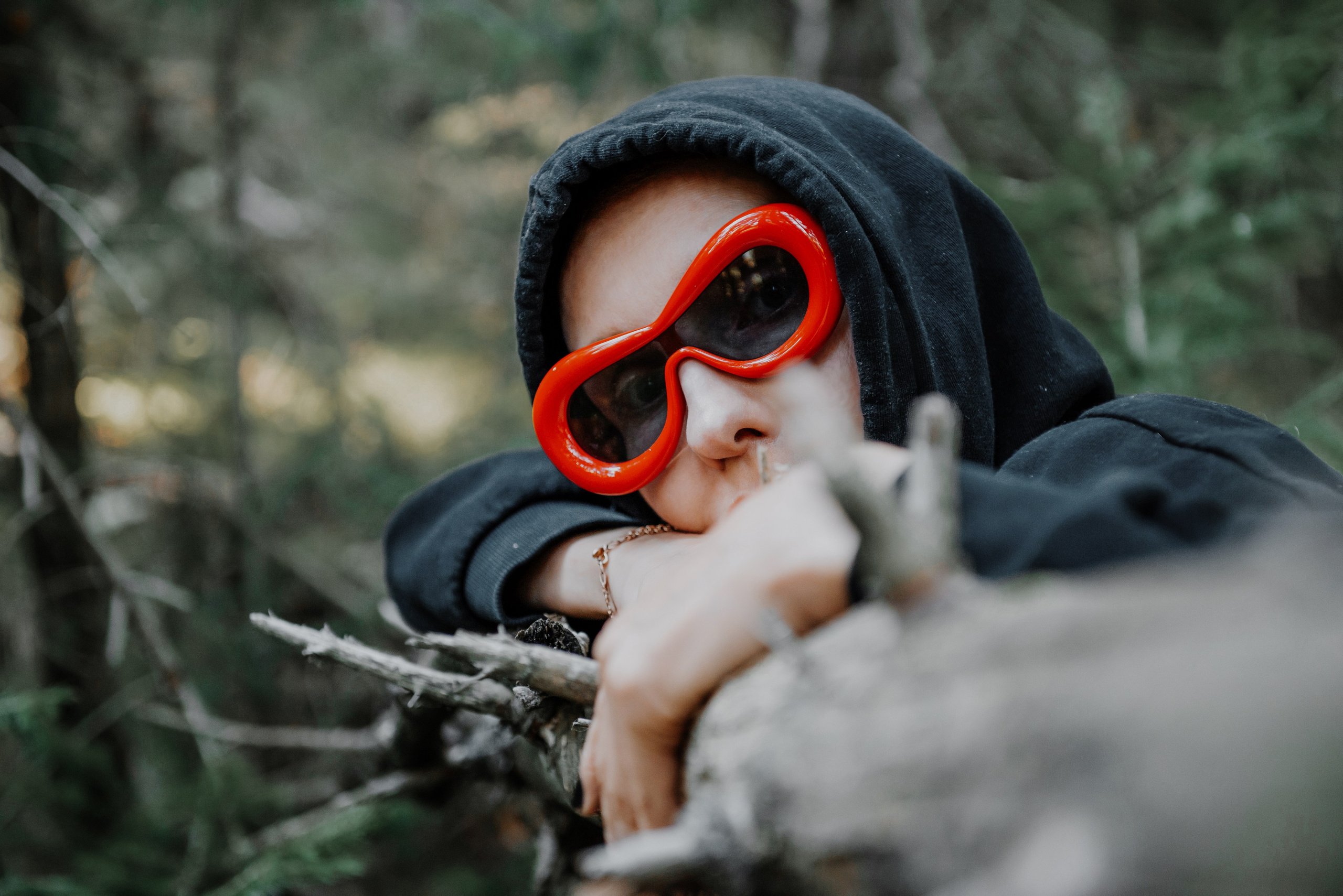 Фотограф Екатеринбург. Портретный fashion свадебный предметный фотограф для маркетплейсов (Озон Wildberries Мегамаркет) Андрей Наговицин