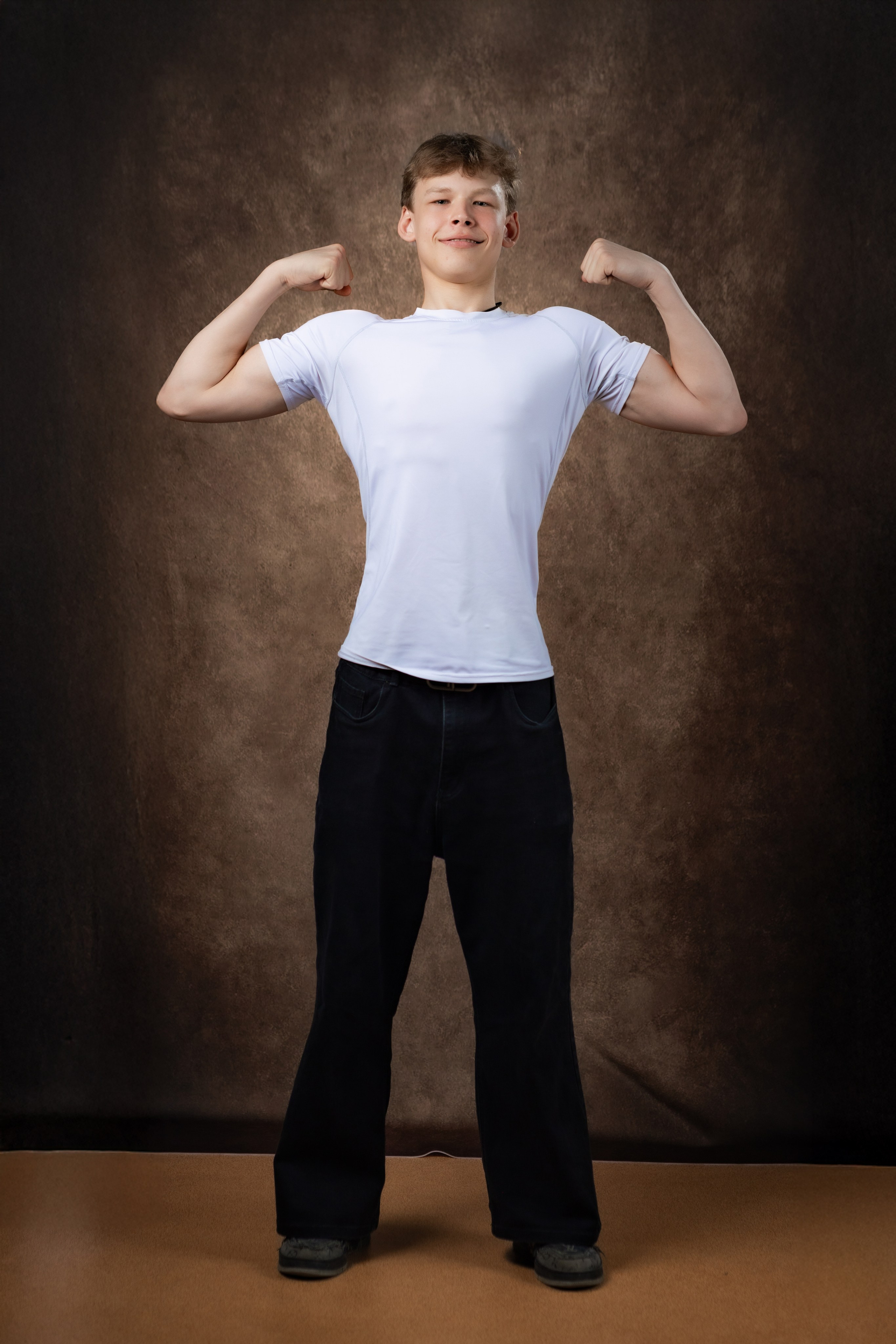 ФОН (коричневый). Фото, видео, авторские выпускные альбомы в Нижнем Новгороде