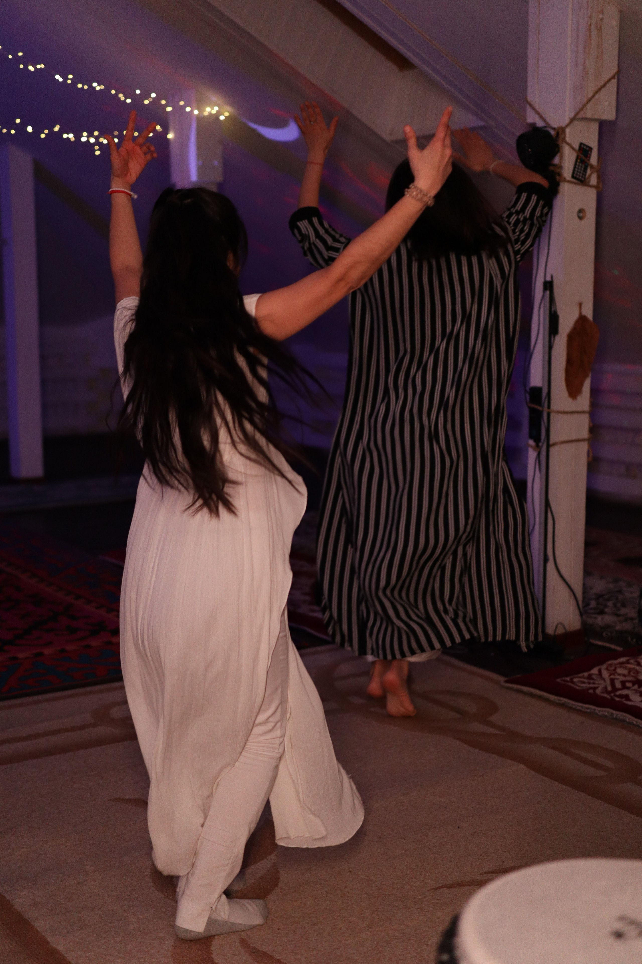 Bhakti Mantra. Photo Ninja