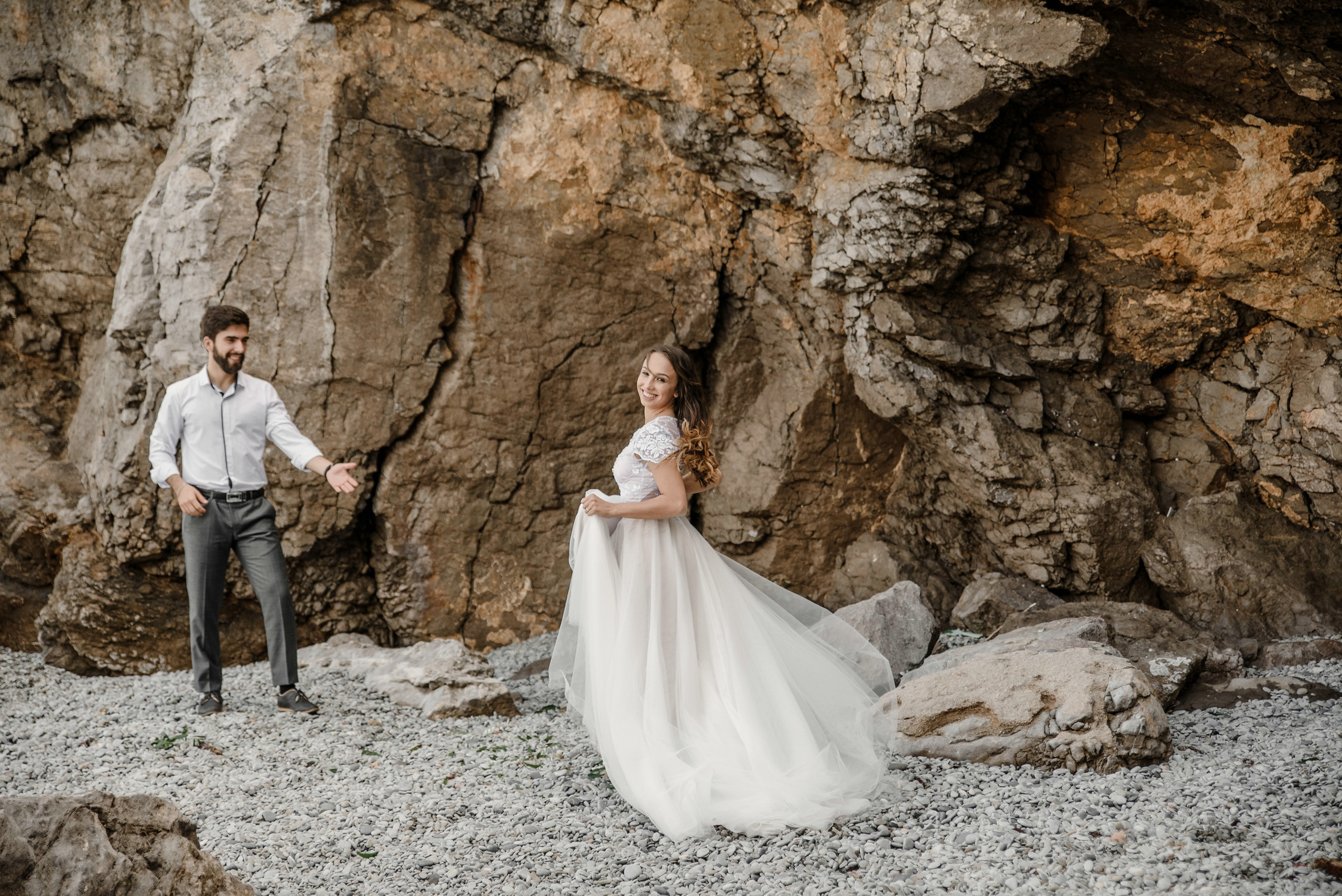 Свадебная фотосессия и выездная регистрация брака на берегу моря. Свадебный и семейный фотограф в Москве Светлана Зоткина