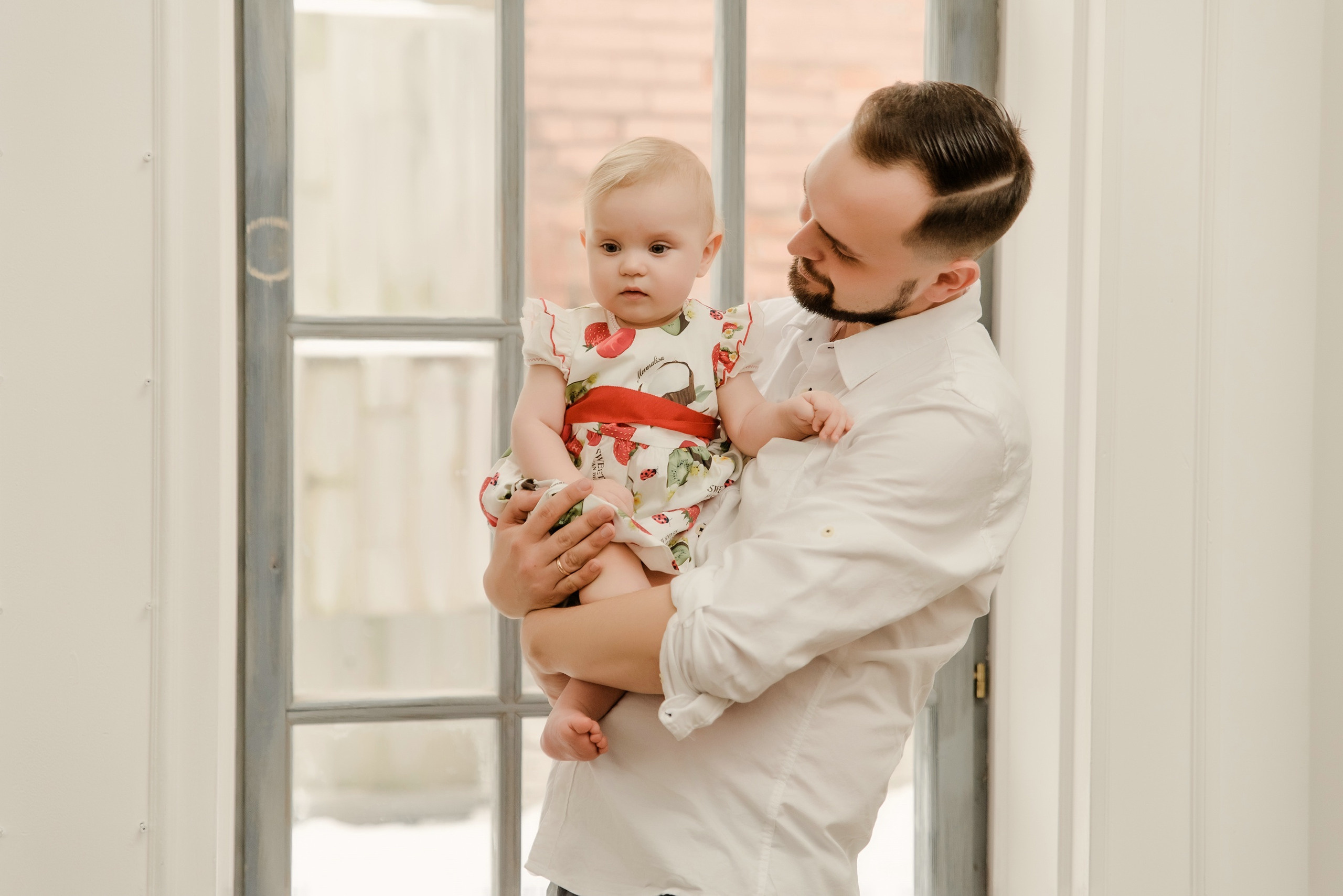 Семейная фотосъемка в студии с ребенком. Свадебный и семейный фотограф в Москве Светлана Зоткина