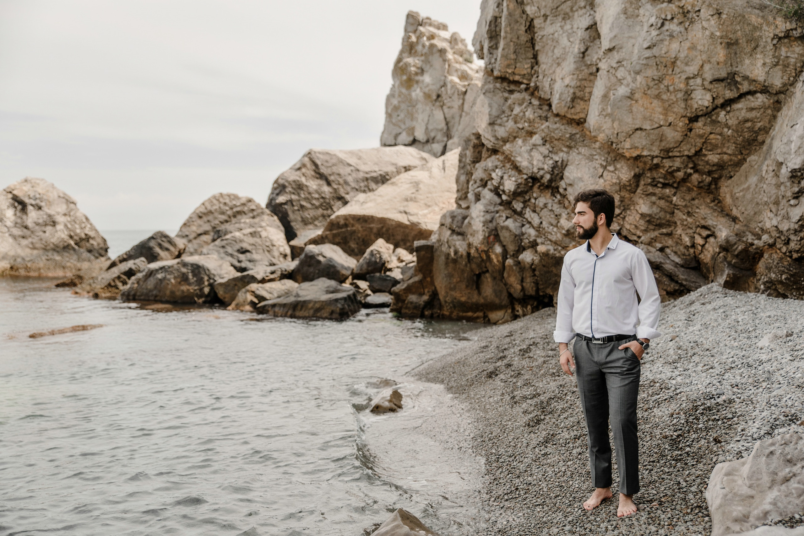 Свадебная фотосессия и выездная регистрация брака на берегу моря. Свадебный и семейный фотограф в Москве Светлана Зоткина