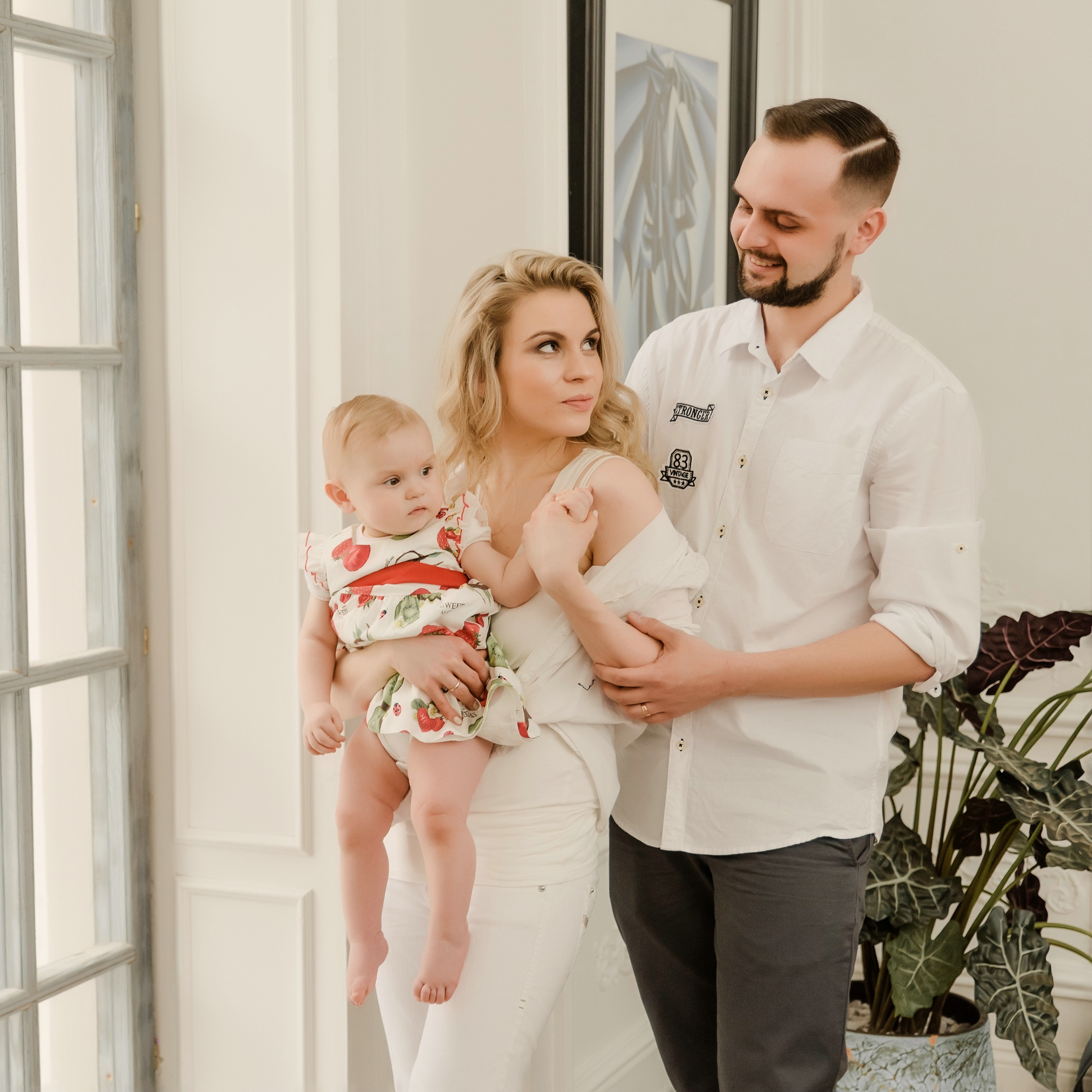 Семейная фотосъемка в студии с ребенком. Свадебный и семейный фотограф в Москве Светлана Зоткина