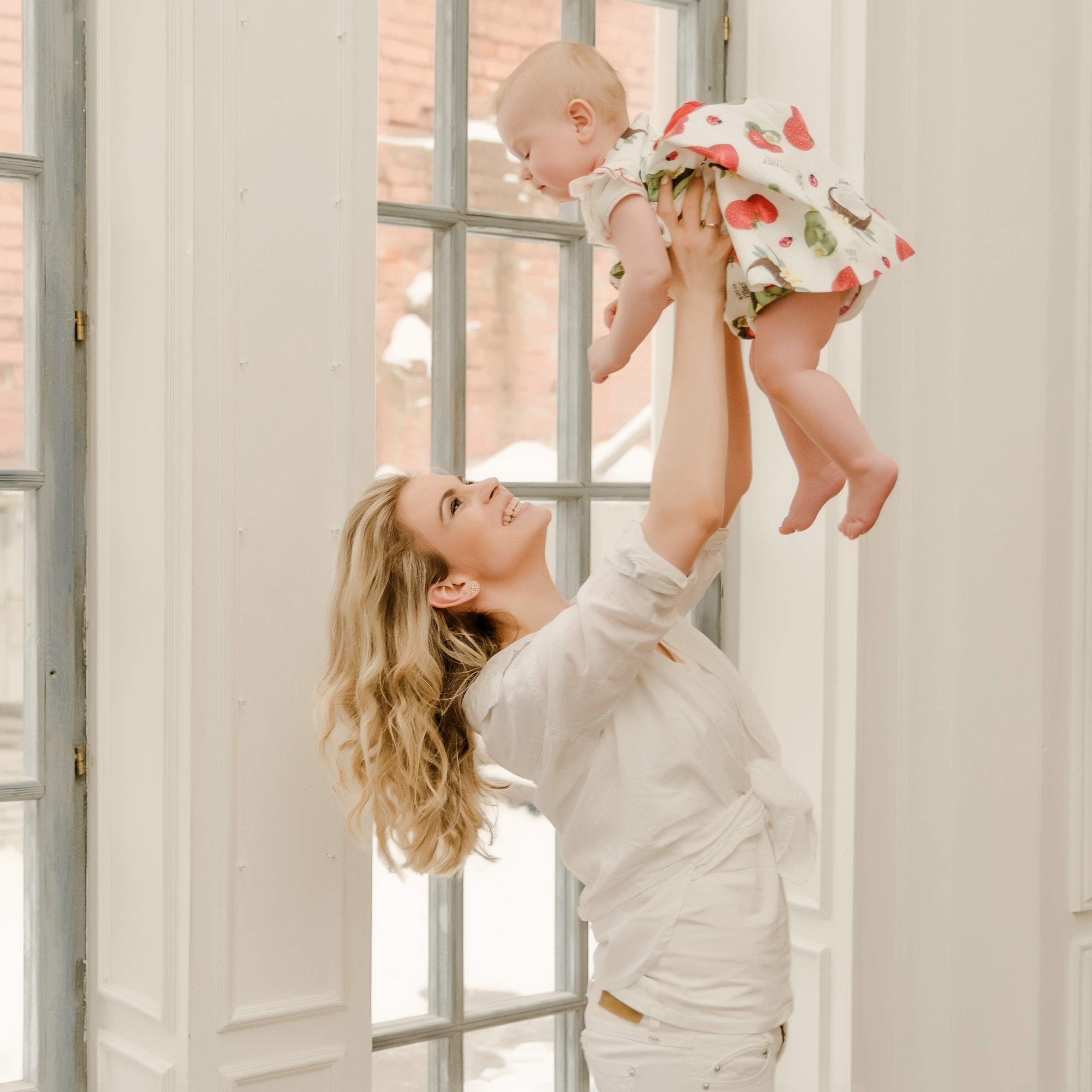 Семейная фотосъемка в студии с ребенком. Свадебный и семейный фотограф в Москве Светлана Зоткина