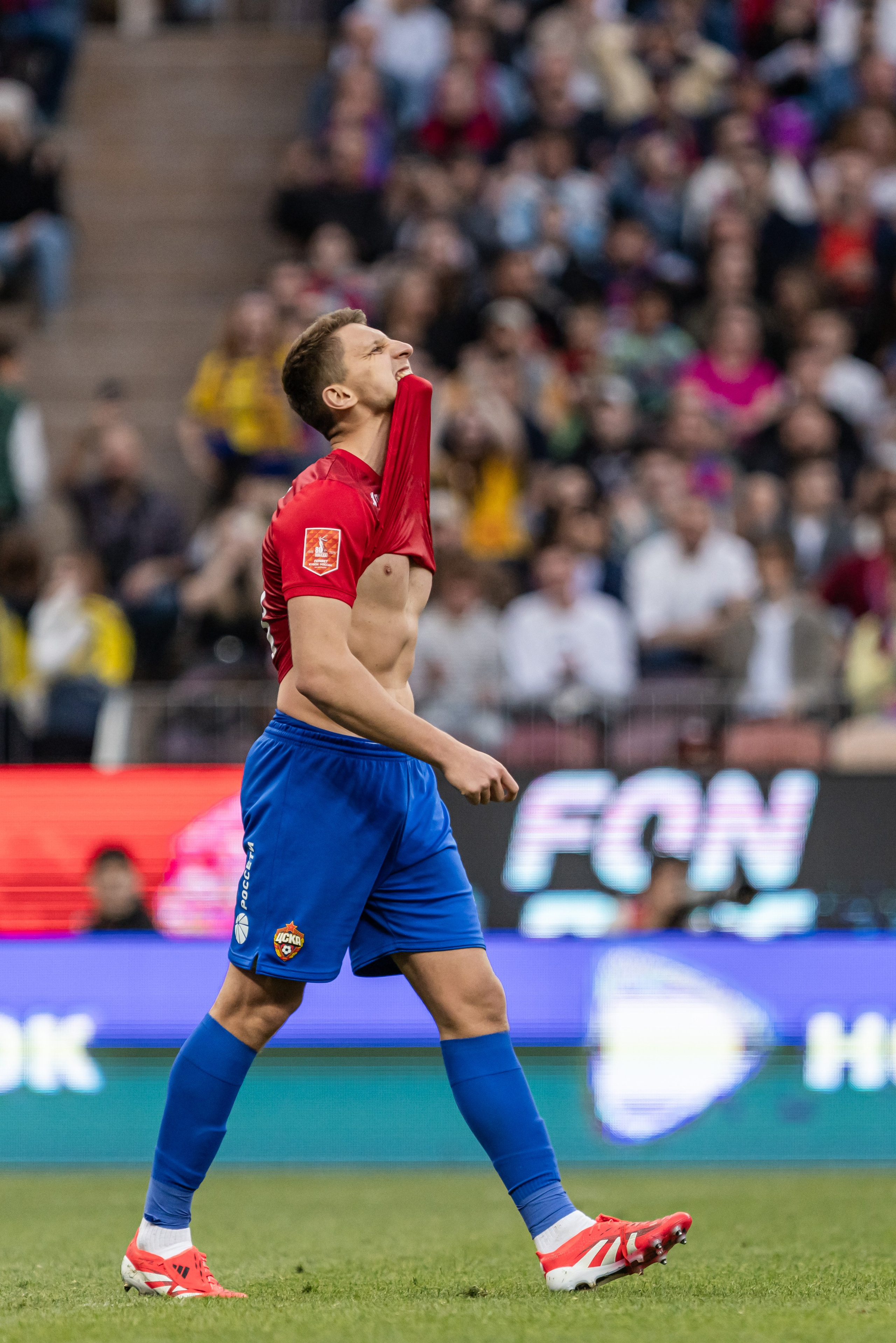 Футбол. Наталья Летунова — репортажный фотограф