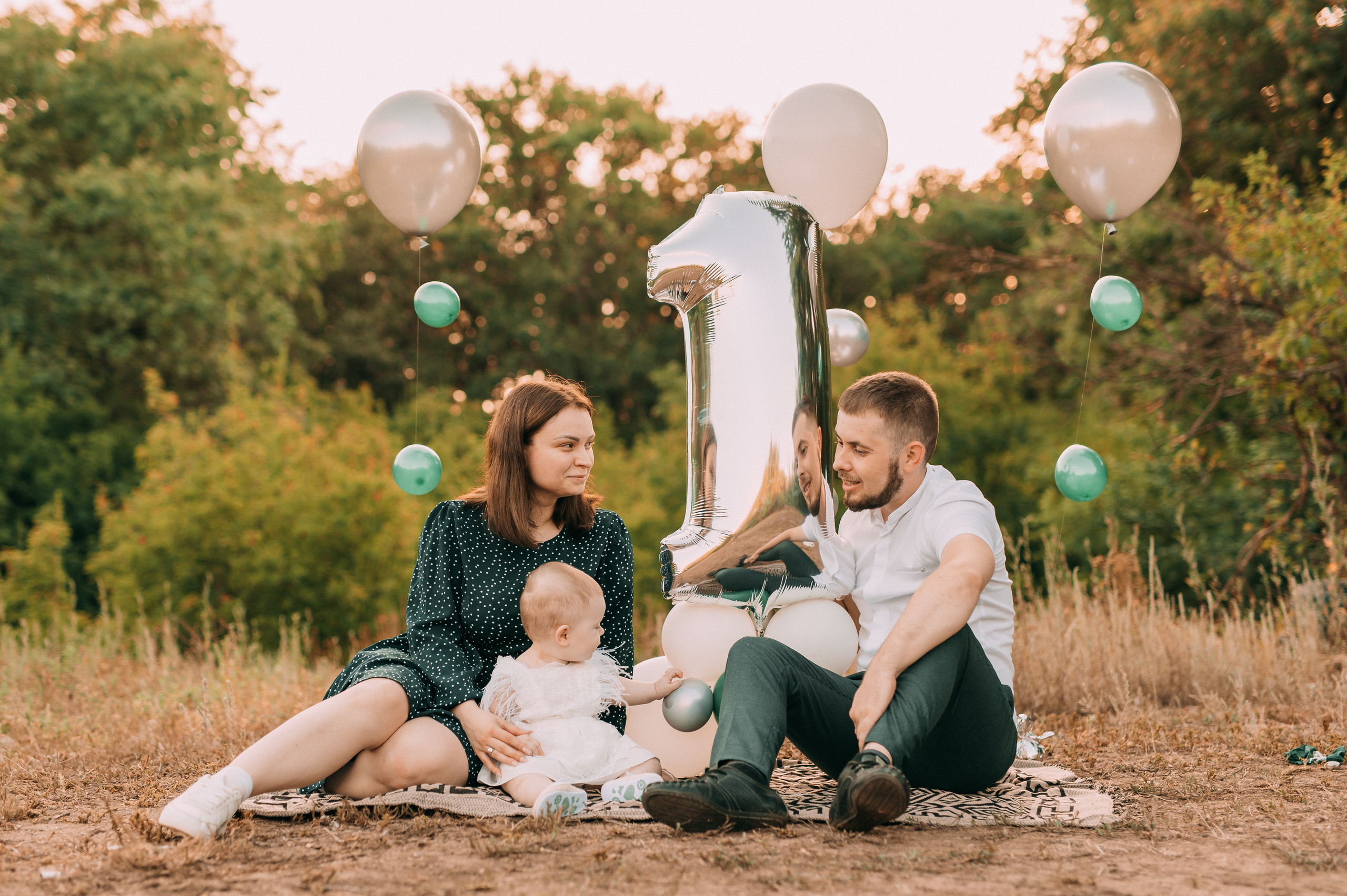 Марьяна 1 годик. Свадебный фотограф Волжский Волгоград Каблов Николай