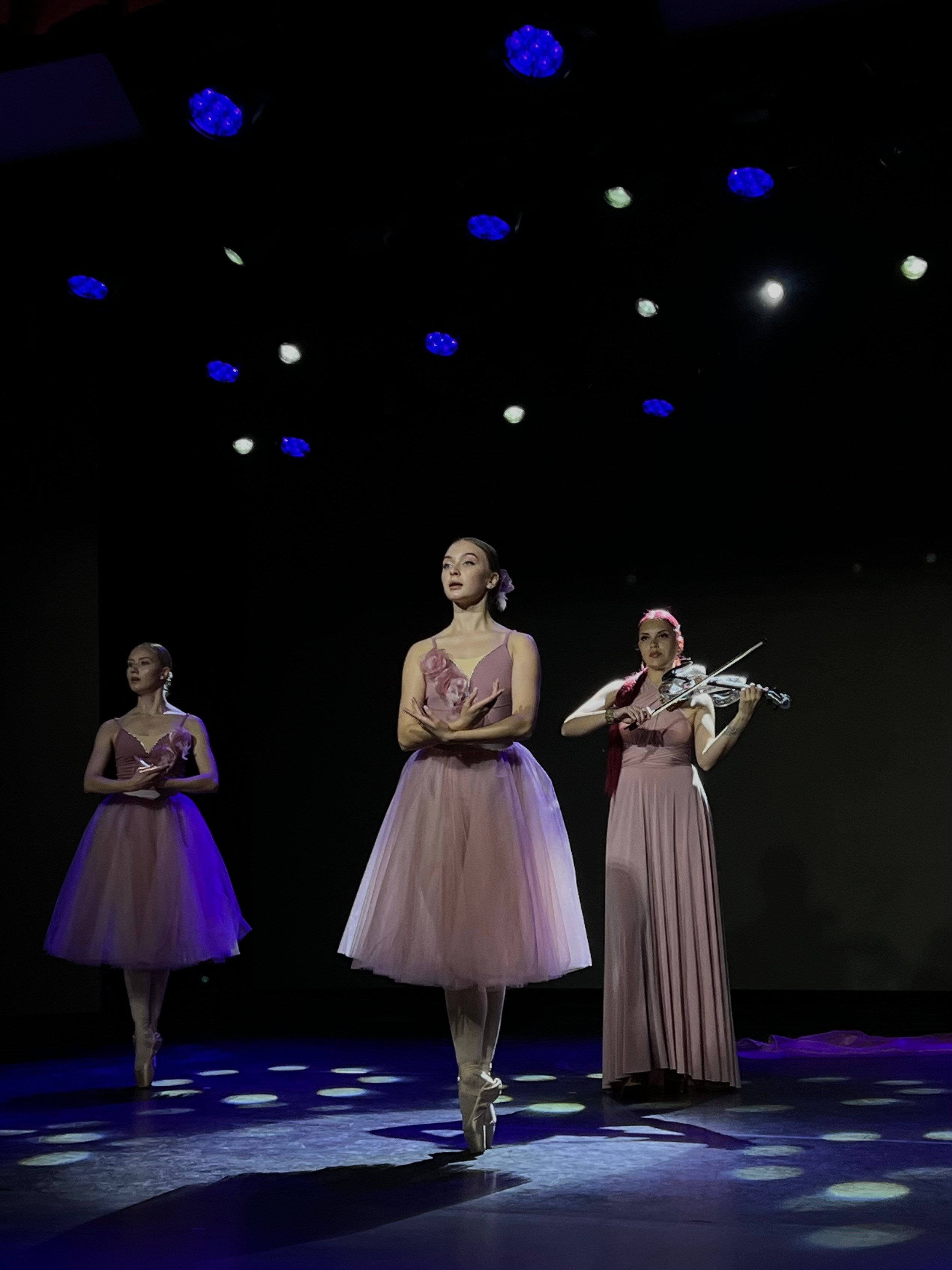 OLD MONEY + INSTRUMENTAL. Танцевальный проект с балеринами «Old Money» в Екатеринбурге