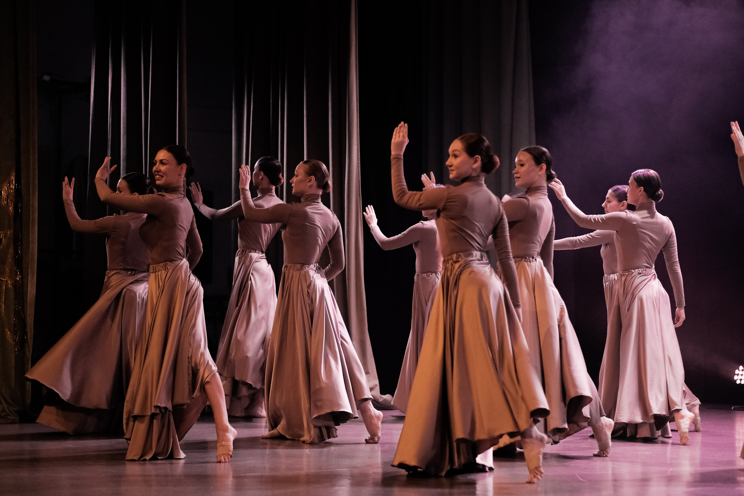 TEPLO внутри ОТЧЕТНЫЙ КОНЦЕРТ. ГЛАВНАЯ