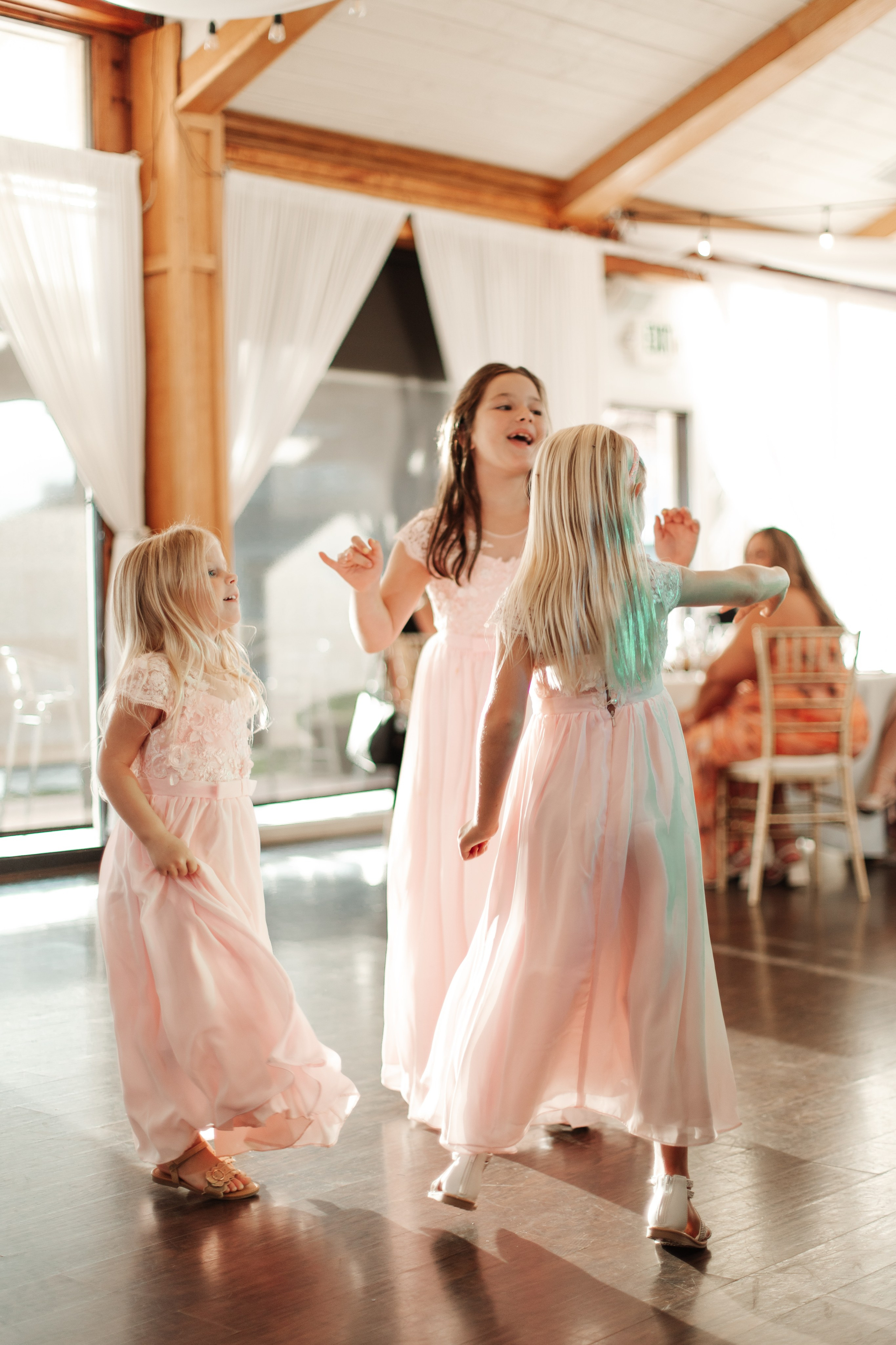 2025-08-16_BryanAmber. Ретушер Зенькевич Света