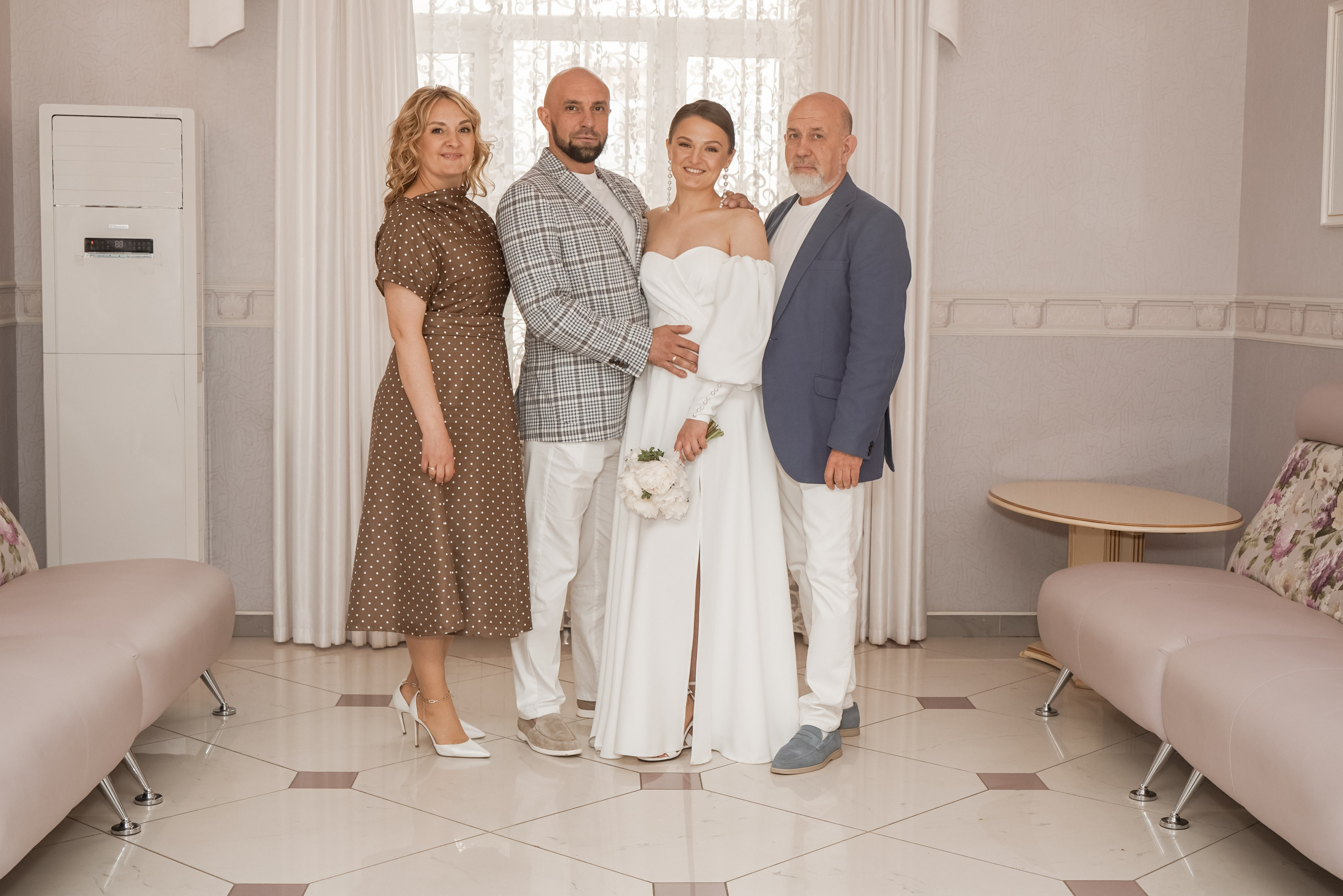 Стильные и дерзкие. Анастасия и Михаил. Свадебный, семейный и контент фотограф в Санкт- Петербурге Елена Грие