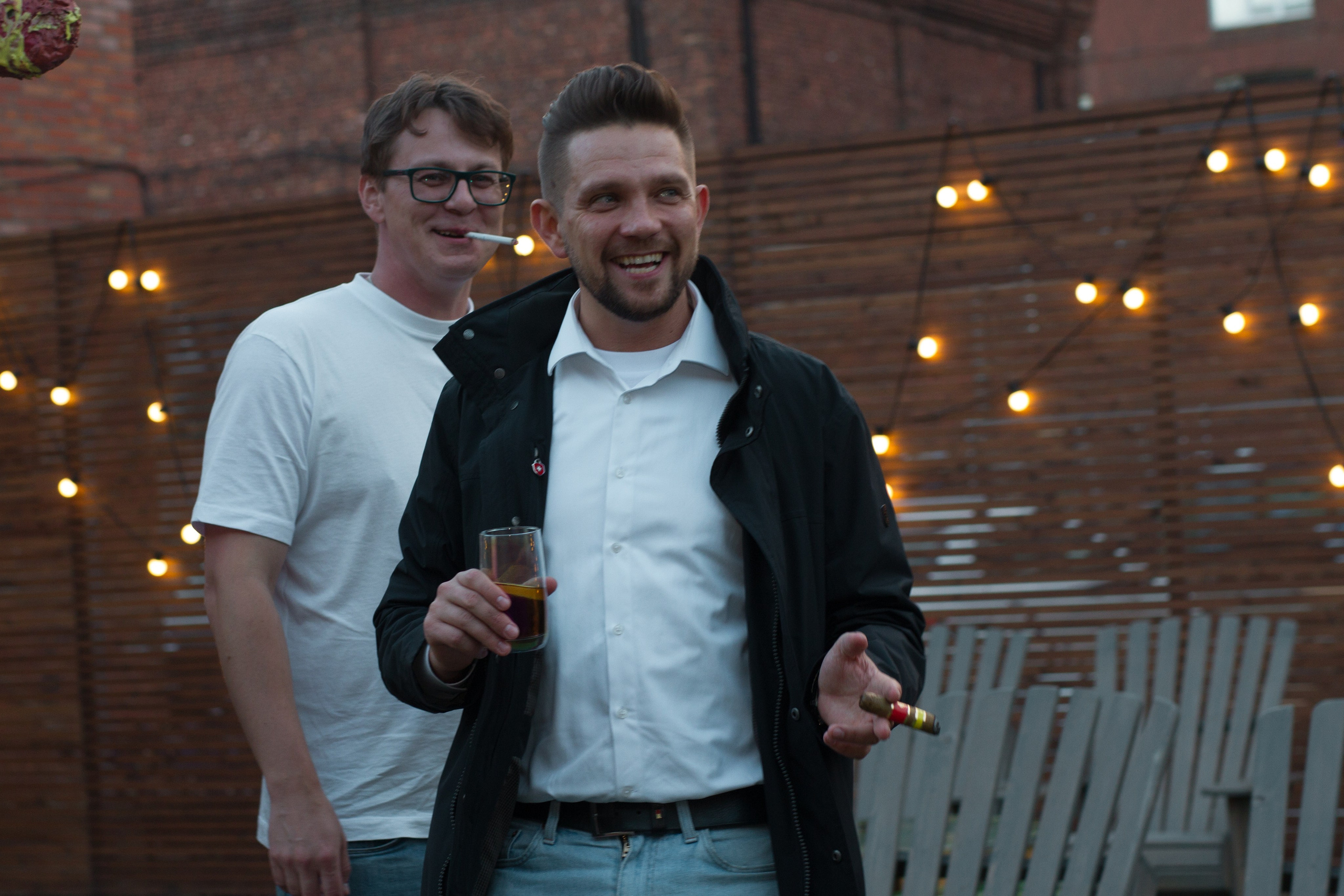 Атмосферный день рождения на закате в Севкабель лофт. Свадебный, семейный и контент фотограф в Санкт- Петербурге Елена Грие