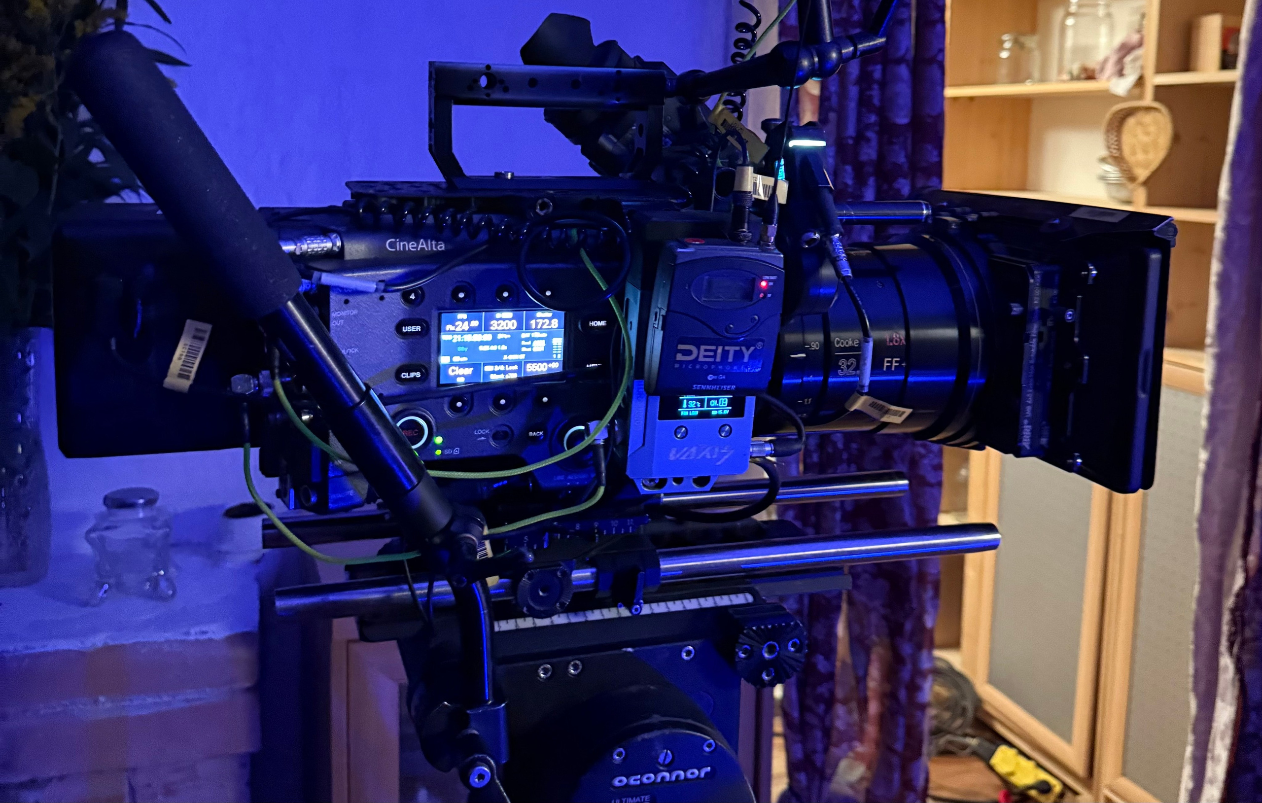 BACKSTAGE GALLERY. «MAK FLAME»