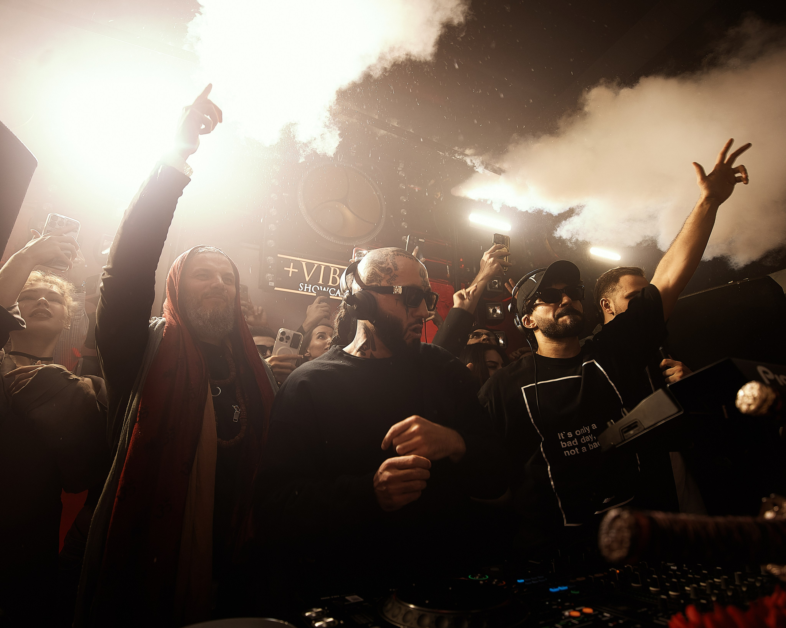 PLUS VIBE Party. Репортажный фотограф в Москве Дмитрий Масленников