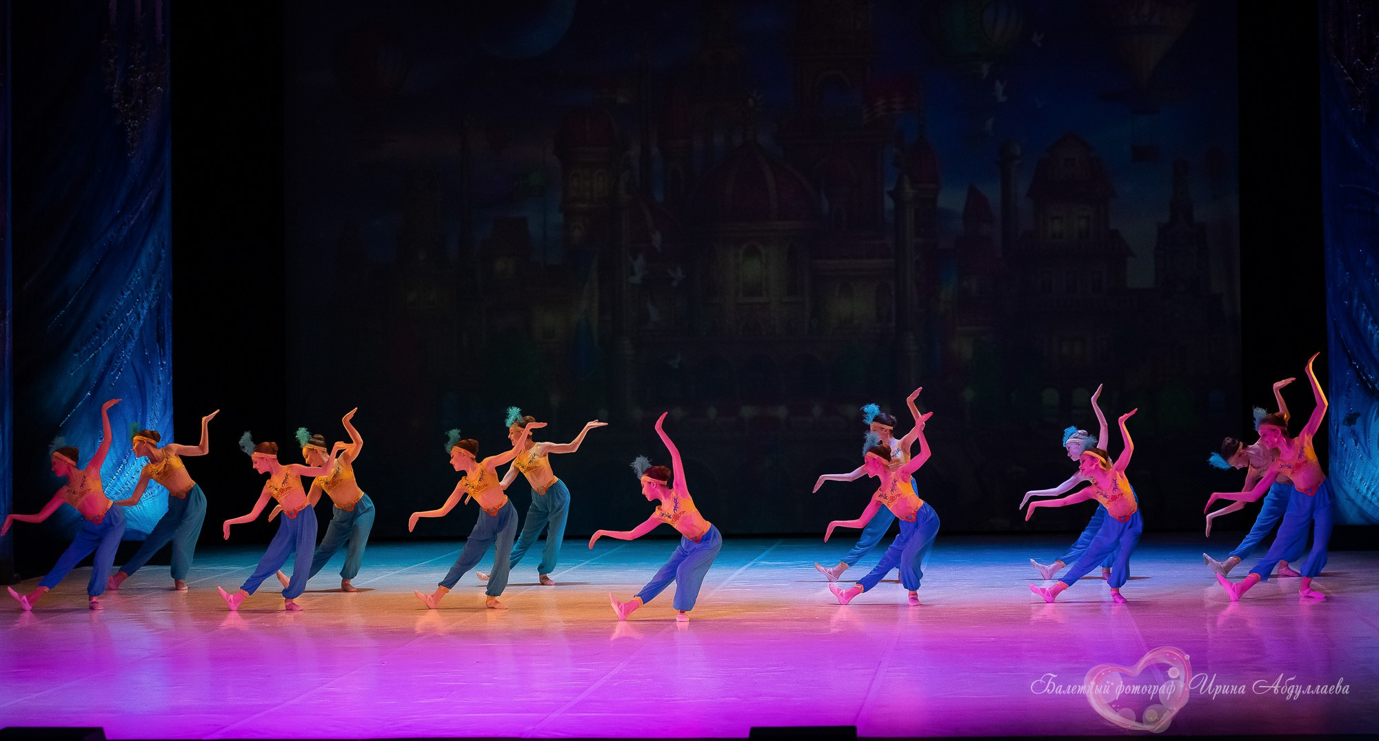 Хореографический колледж ЛЕДЯХ «Наставники»