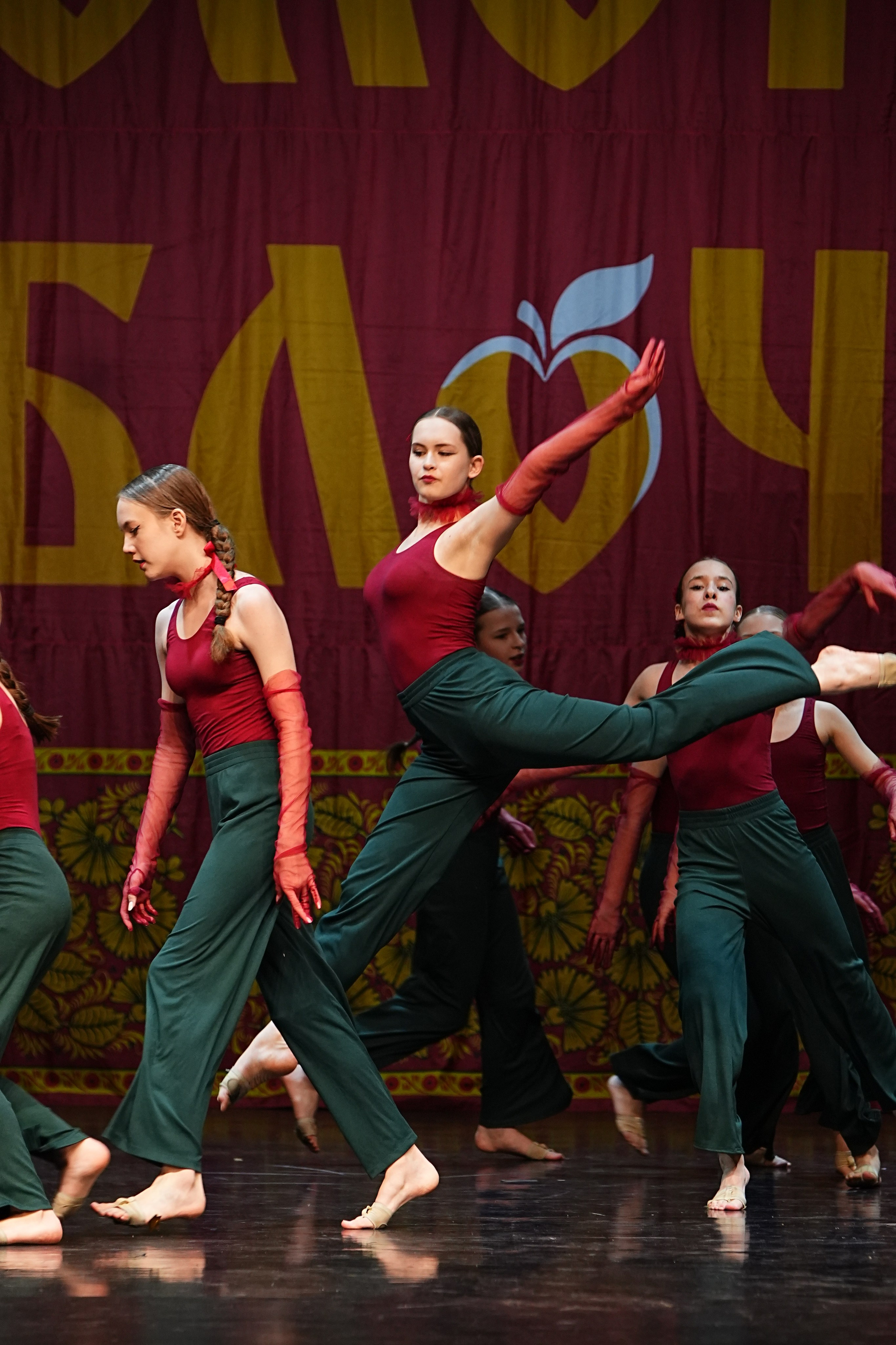 5 апреля, блок 2, г. Тверь. Золотое яблочко