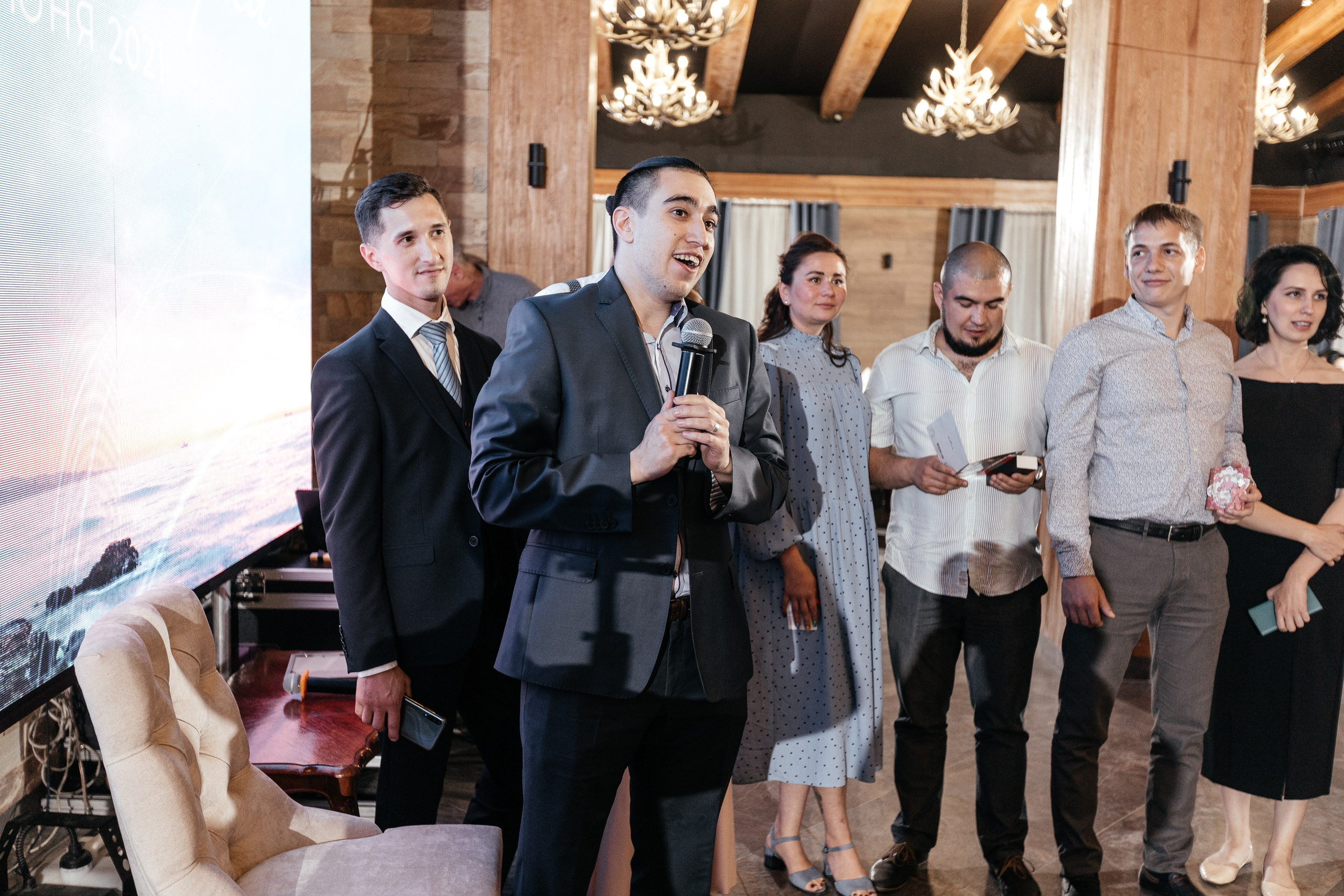 Свадебный фотограф Уфа — Руслан ГабдлисламовЖивые эмоции, красивые кадры, воспоминания на всю жизнь.Работаю по всей Республике Башкортоста. Свадебный фотограф Уфа Руслан Габдлисламов