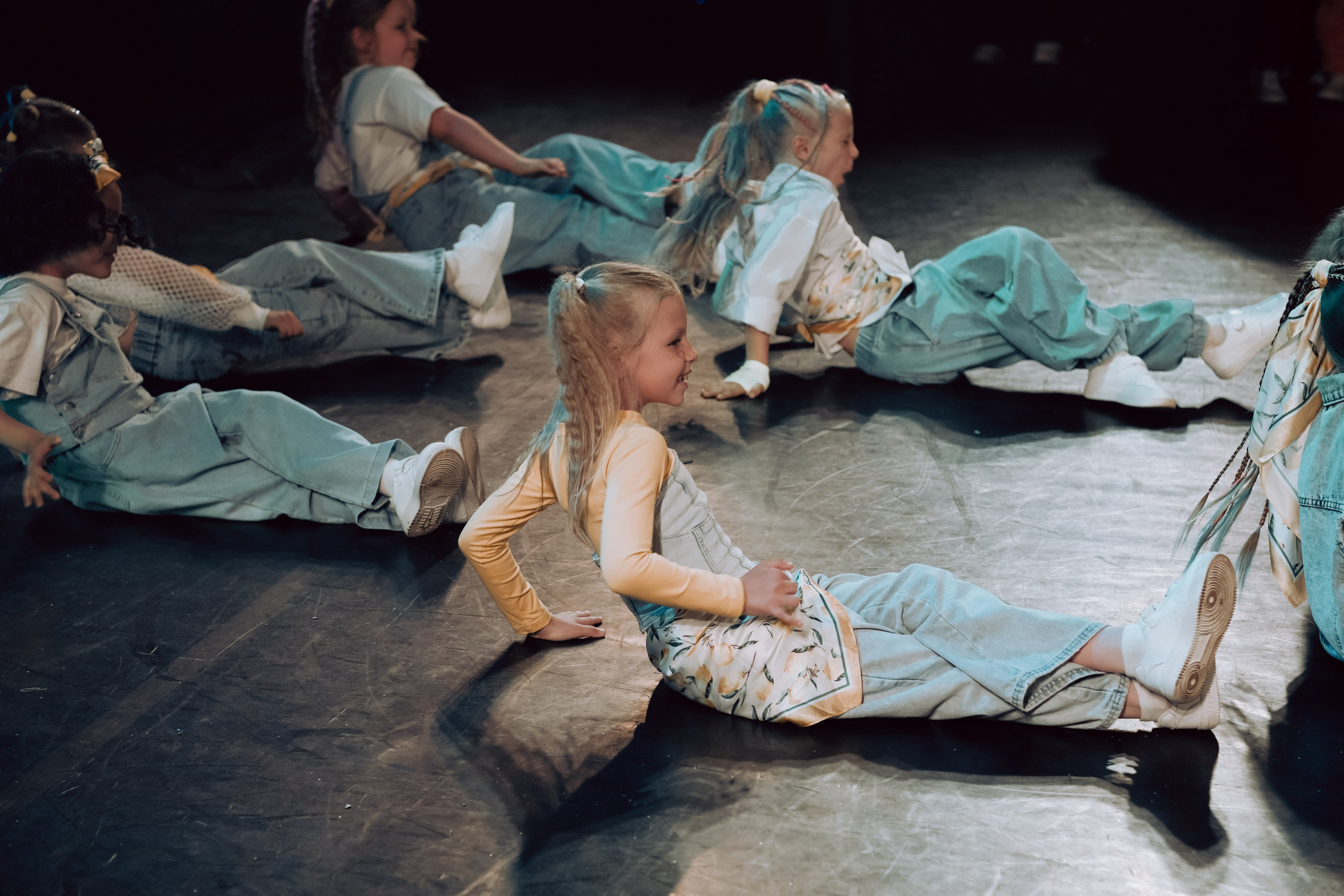 RR ОТЧЕТНЫЙ КОНЦЕРТ. ГЛАВНАЯ