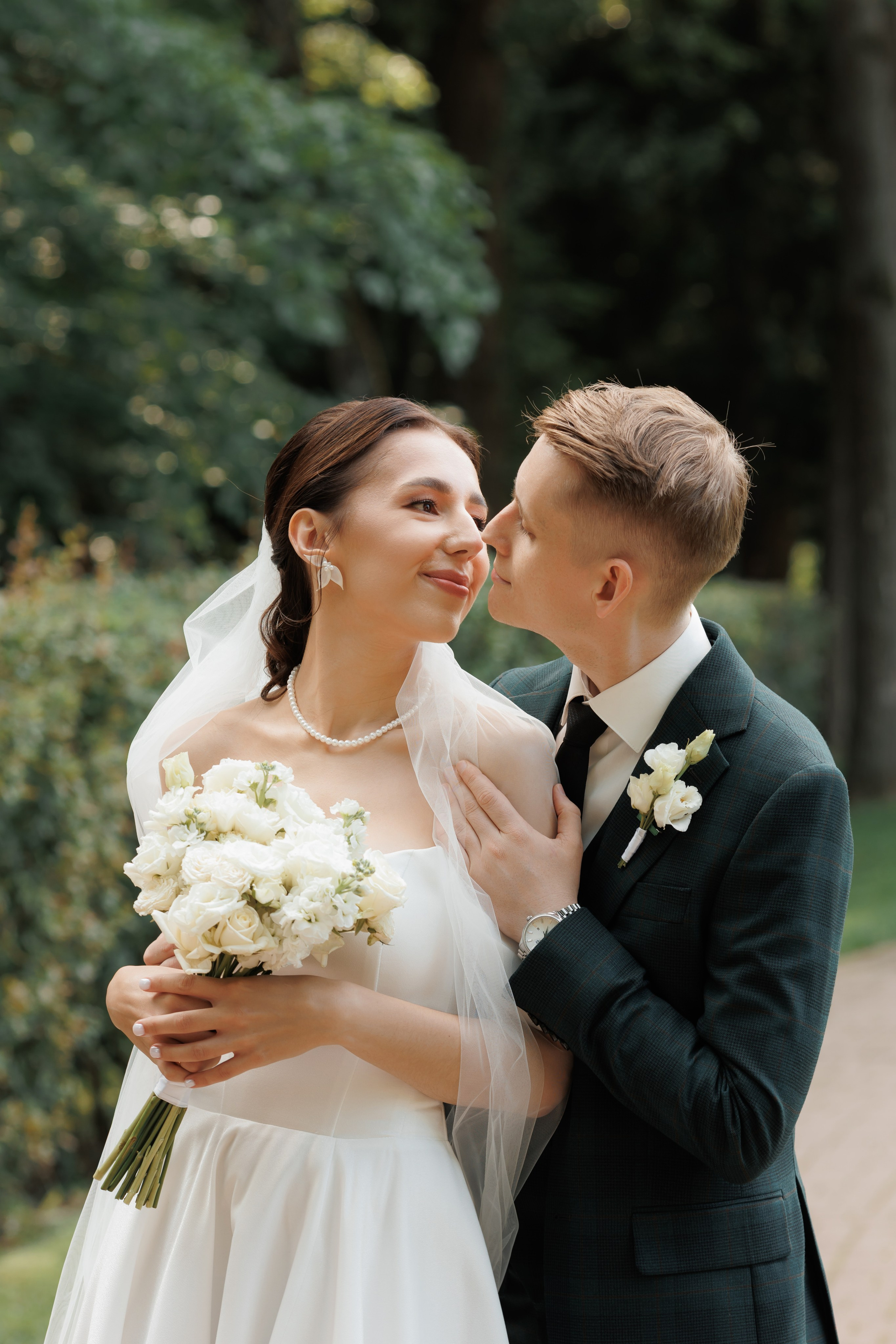 Регистрация в отеле Fish Point, ЗАГС Бутово, прогулка в Остафьево. Свадебный и репортажный фотограф (Москва, Королев и другие)