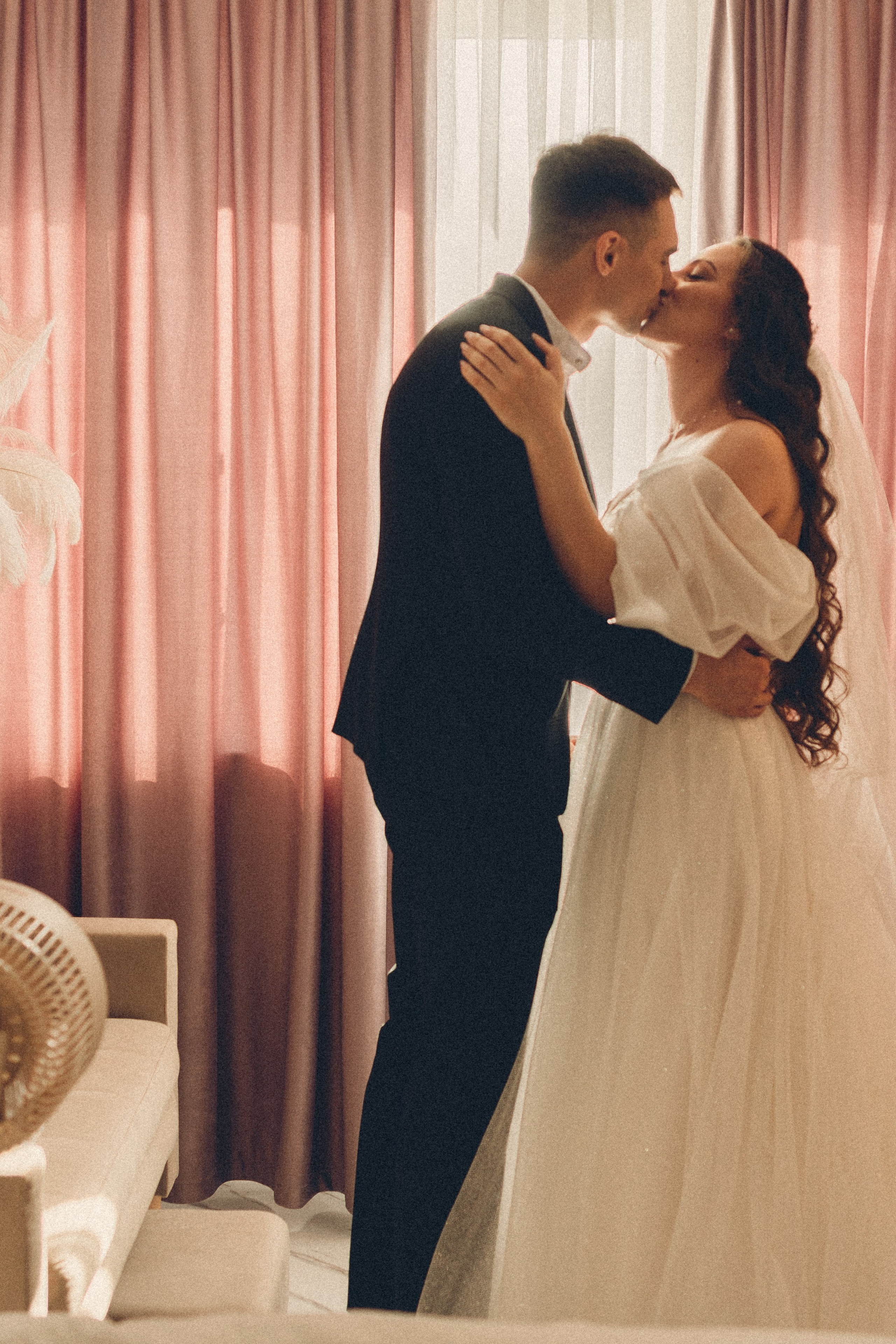 СВАДЕБНАЯ СЬЕМК В ПАРКЕ 300-ЛЕТИЯ. Профессиональный фотограф, Санкт-Петербург — Виктория Богомолова