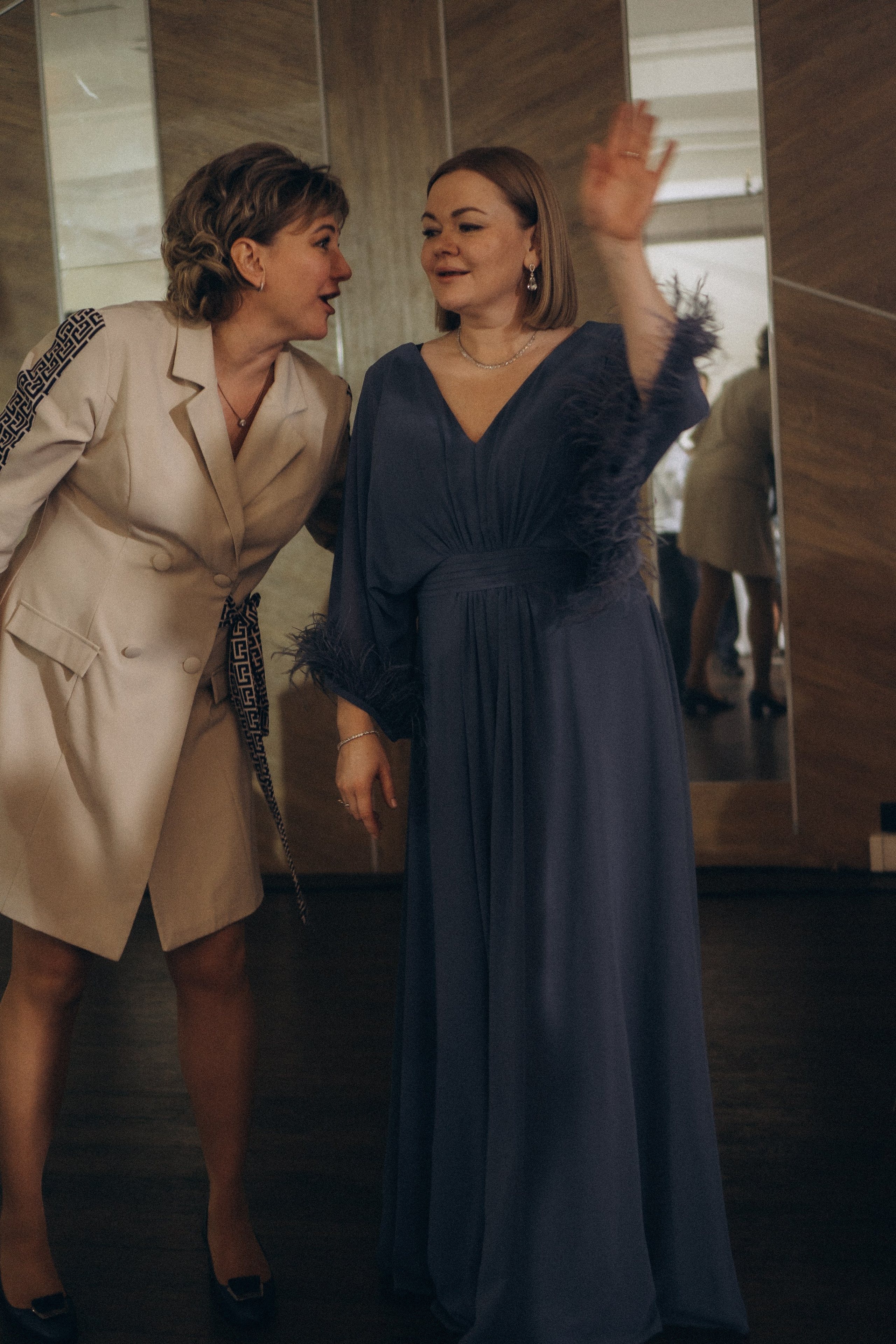 СВАДЕБНАЯ СЬЕМКА СБОРОВ В ОТЕЛЕ И ВЫЕЗД НА ЦЕРЕМОНИЮ (СНЯТО В СИБИРЕ В НИЖНЕВАРТОВСКЕ). Профессиональный фотограф, Санкт-Петербург — Виктория Богомолова