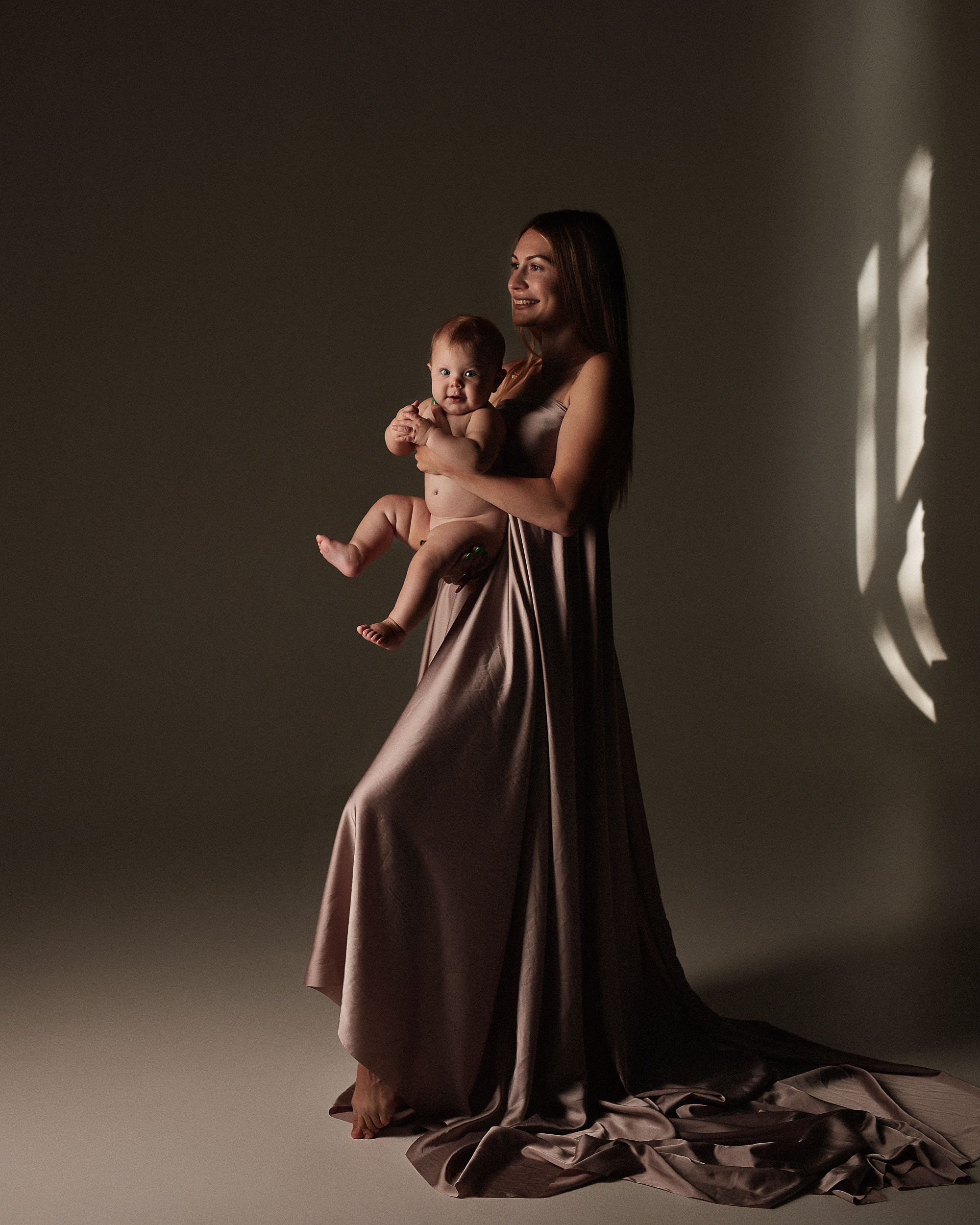 Кристина&Ульяна. Фотограф в Астрахани съемка семей беременности лавстори