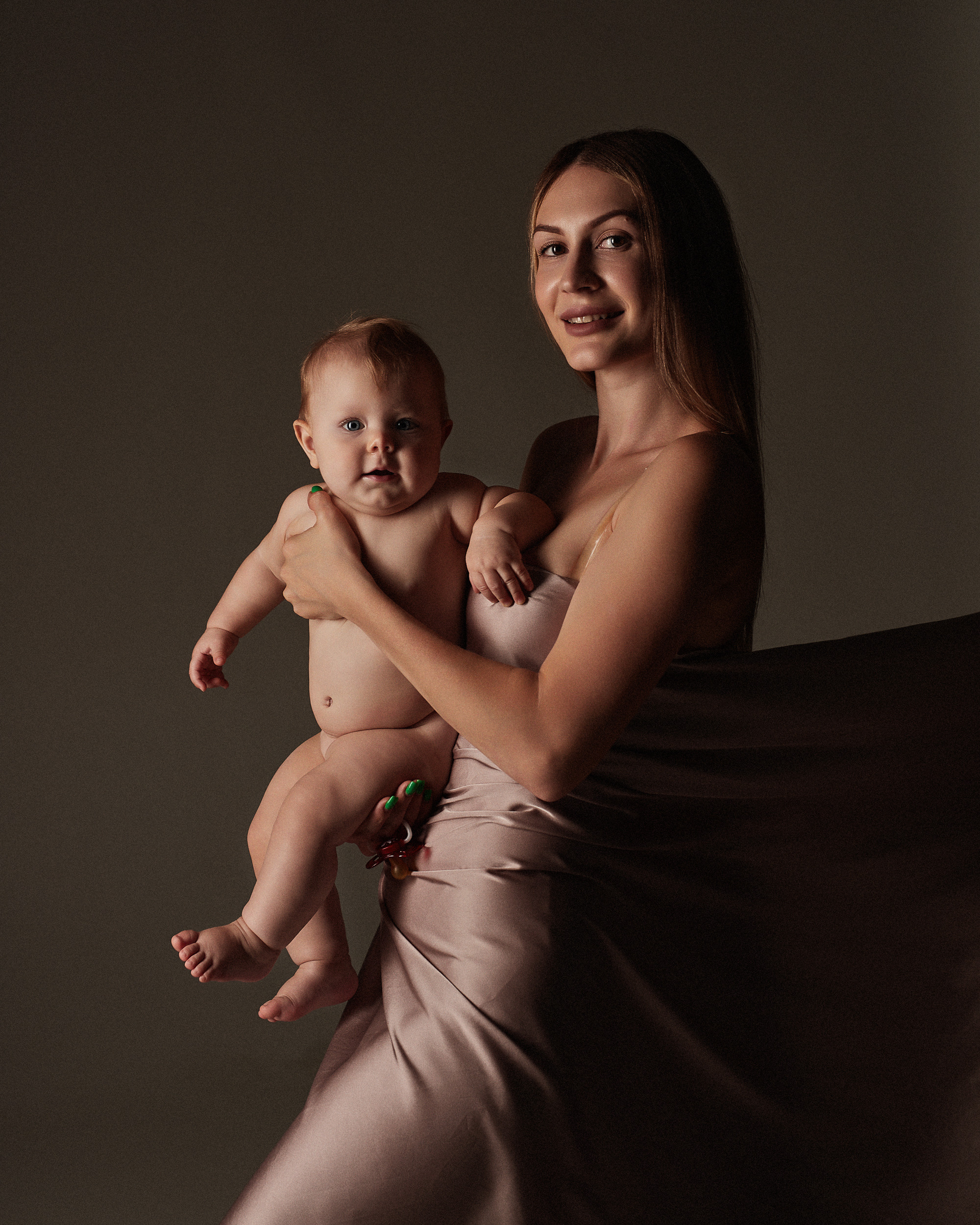 Кристина&Ульяна. Фотограф в Астрахани съемка семей беременности лавстори