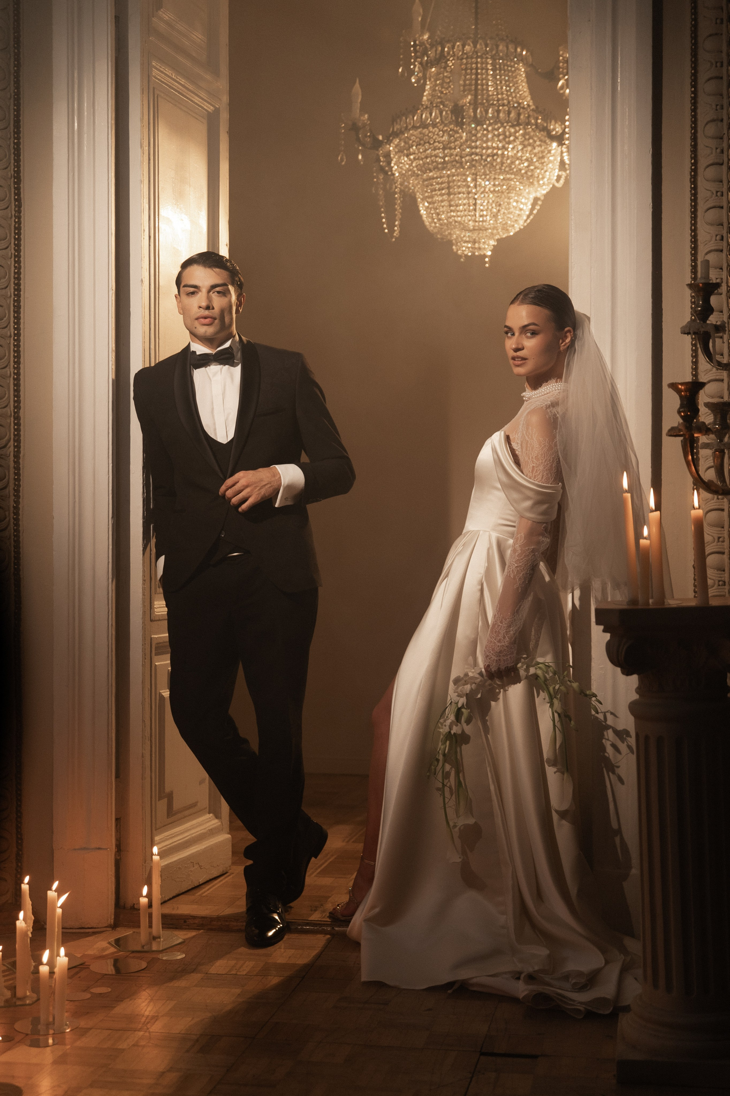 Камерный свадебный ужин при свечах в старинном особняке в фотостудии 21. Kult. Ярослава Ерина — свадебный фотограф в Москве