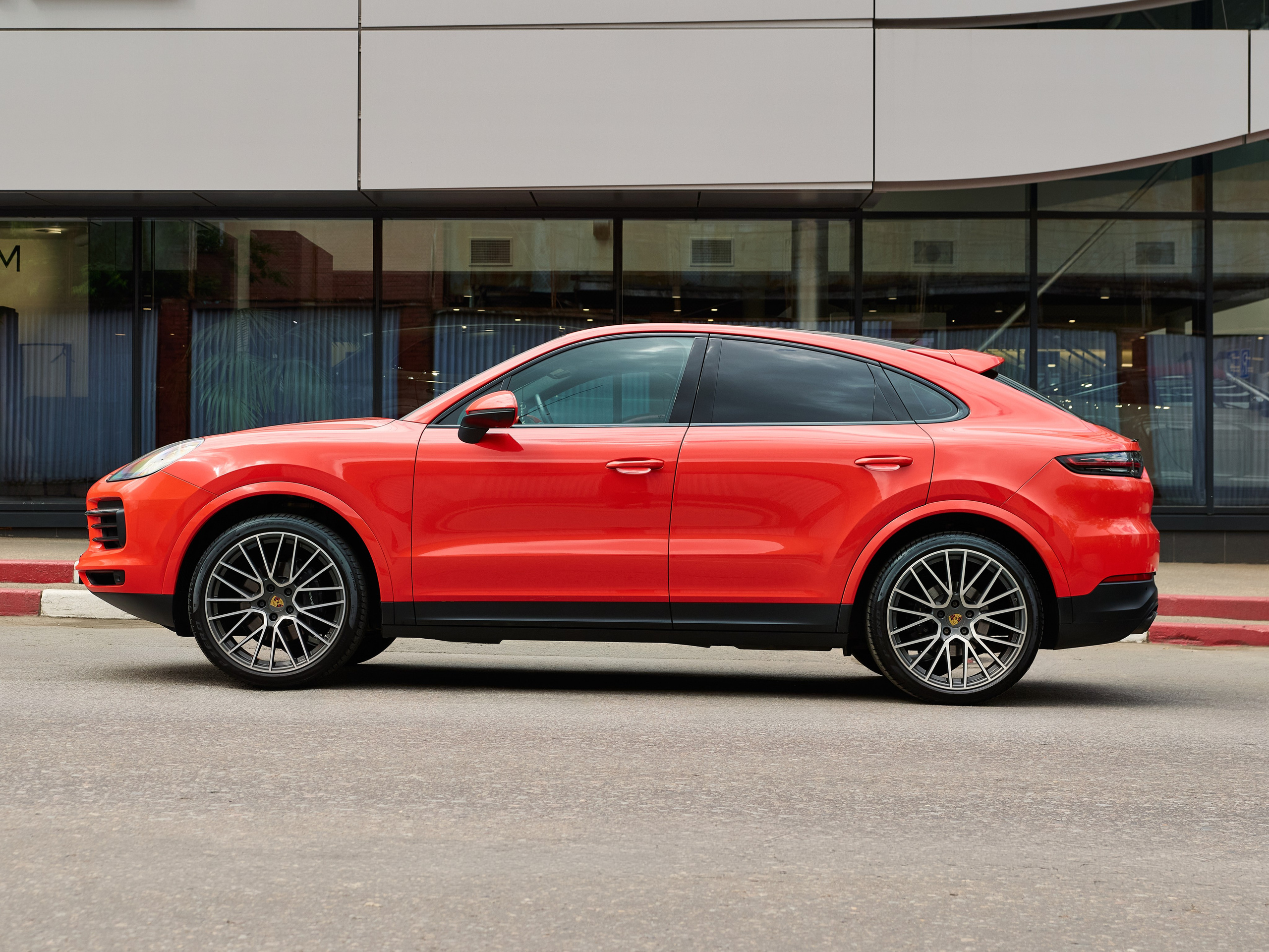 Porsche Cayenne. IDeAI studio