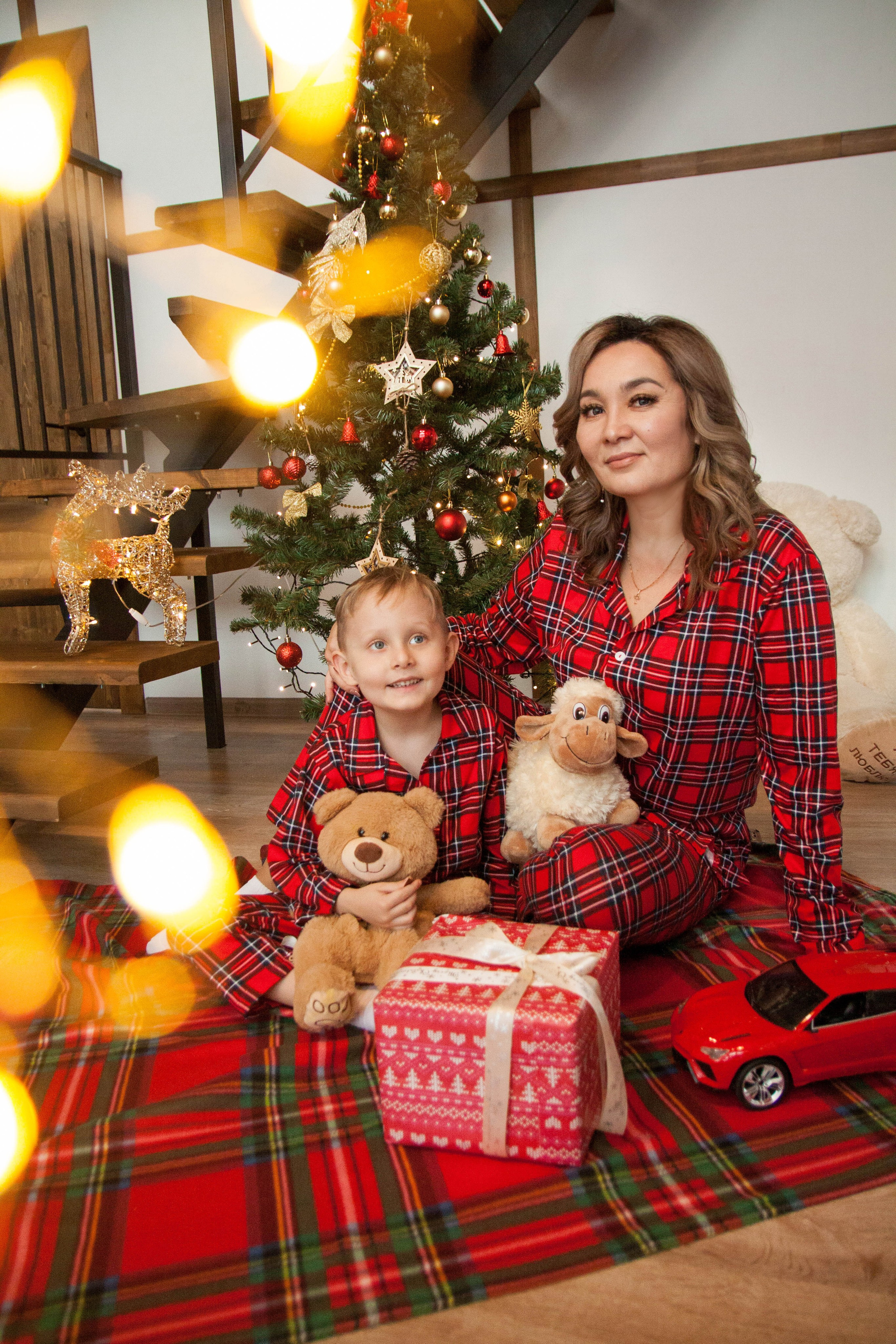 Новогодняя фотосессия «Регина и динамик». Свадебный фотограф