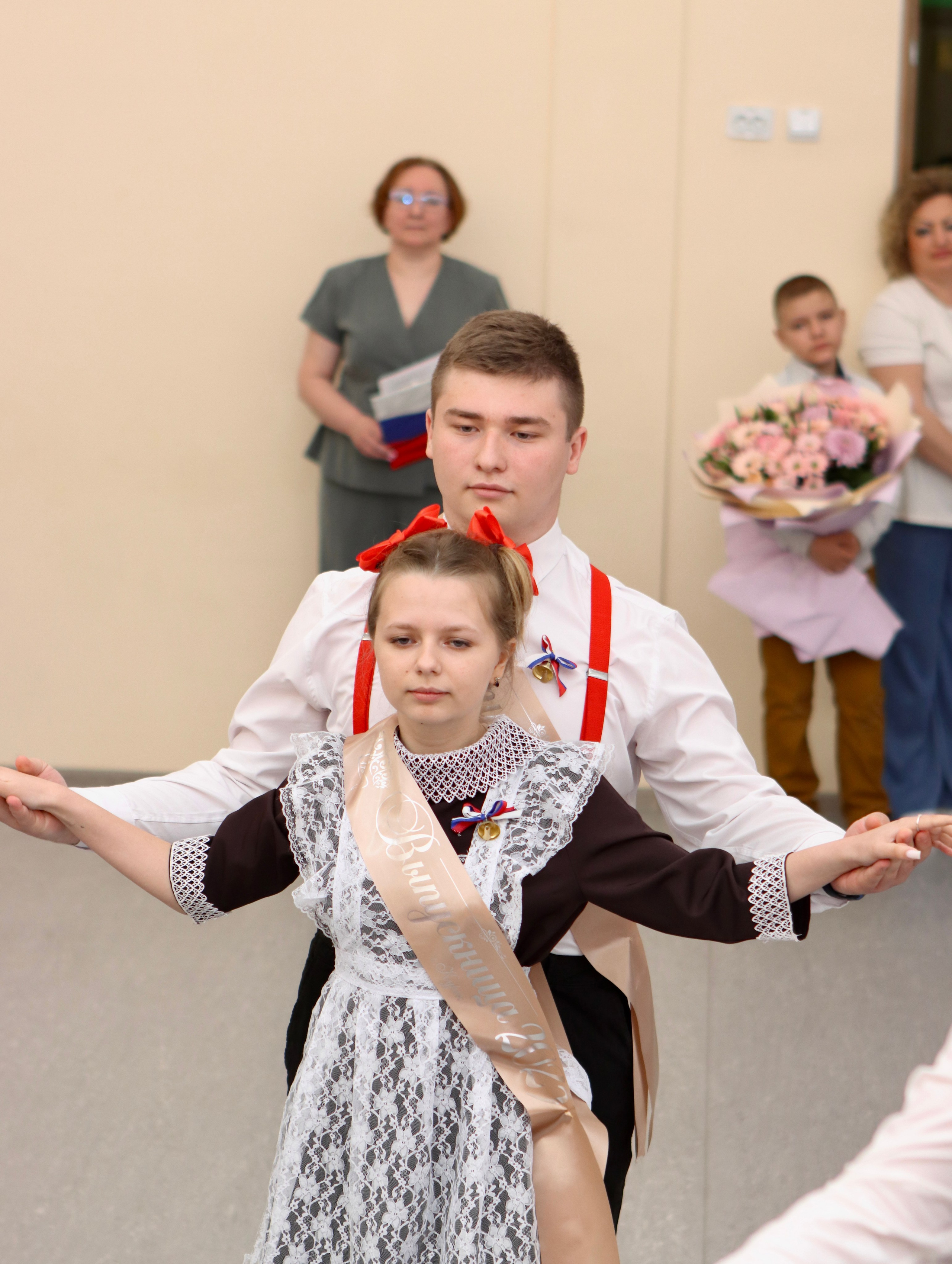 Школьный выпускной. Фотограф в Курске Смирнов Евгений